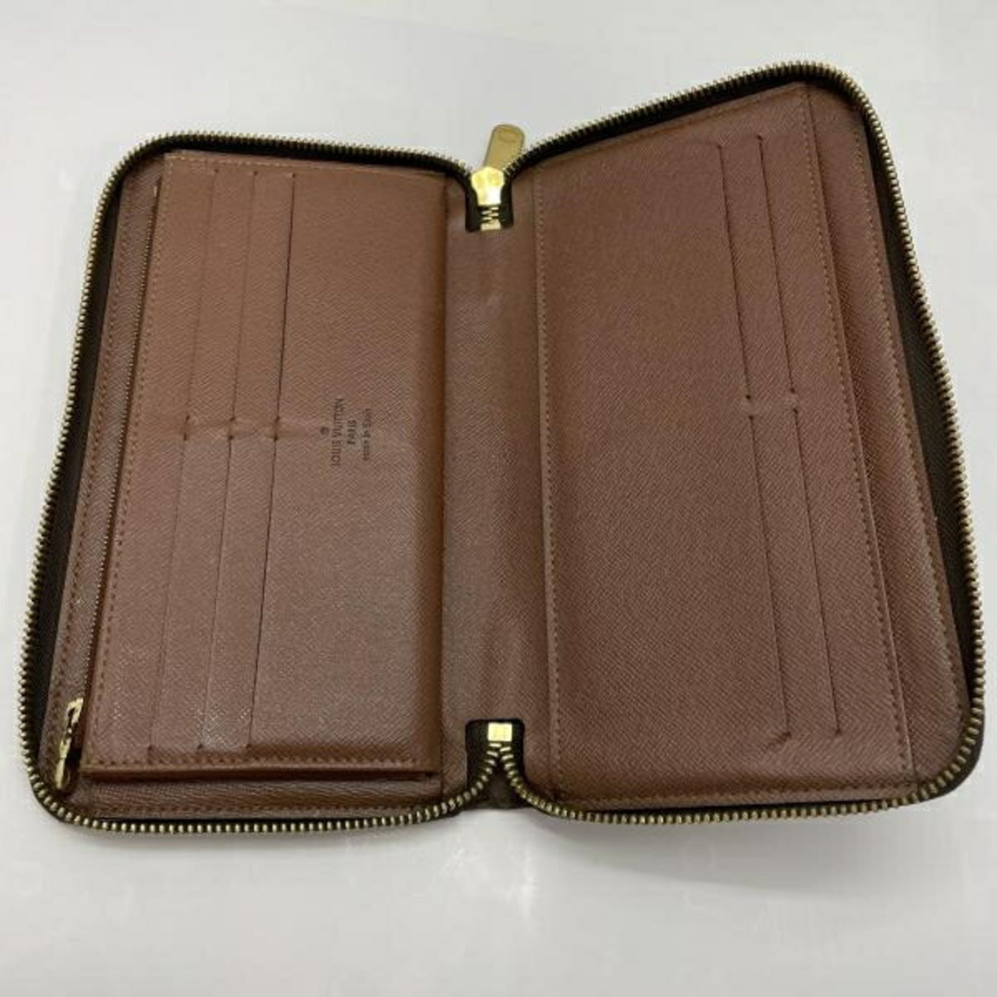 Louis Vuitton Brown Monogram Long Wallet (Bi-Fold) (Pre-Owned)