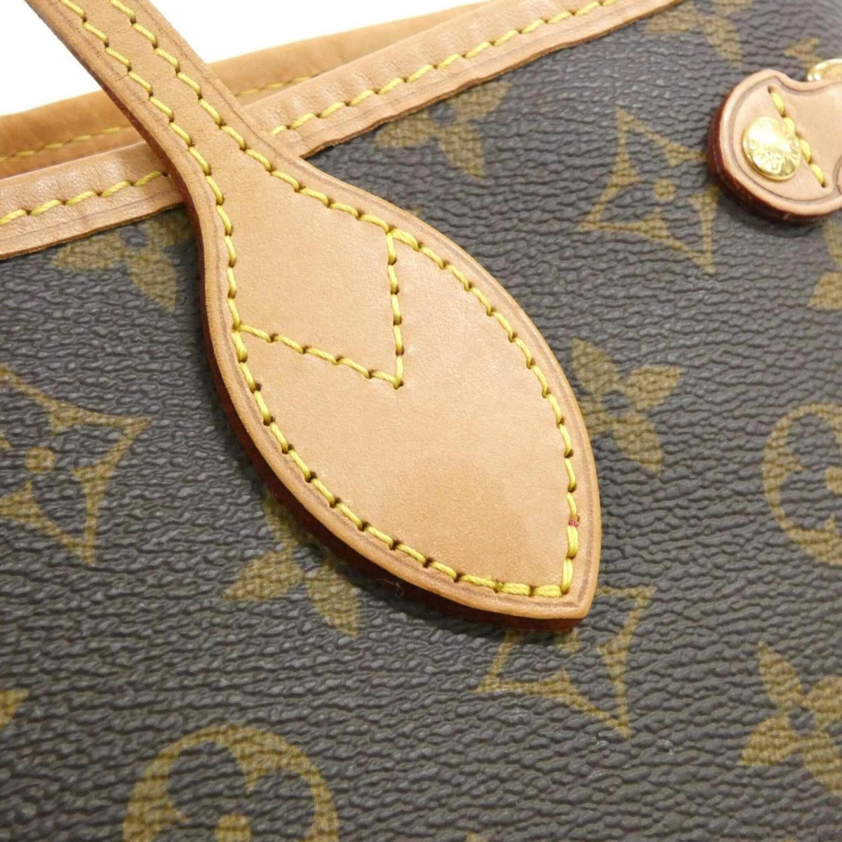 Louis Vuitton Marron Pivoine Coated Canvas Handbag Pouch (Pre-Owned)