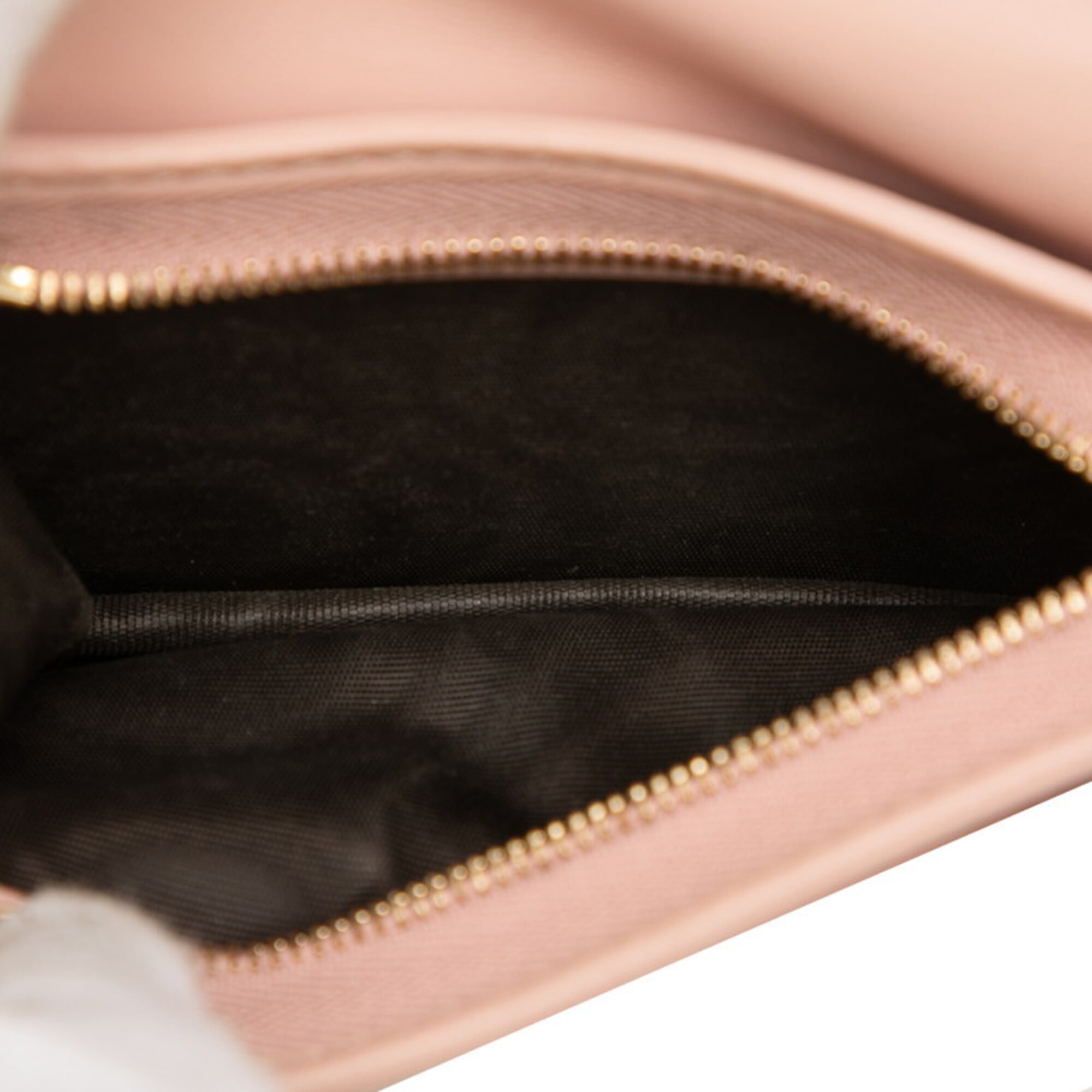 Gucci Pink Leather Wallet (Bi-Fold) (Pre-Owned)