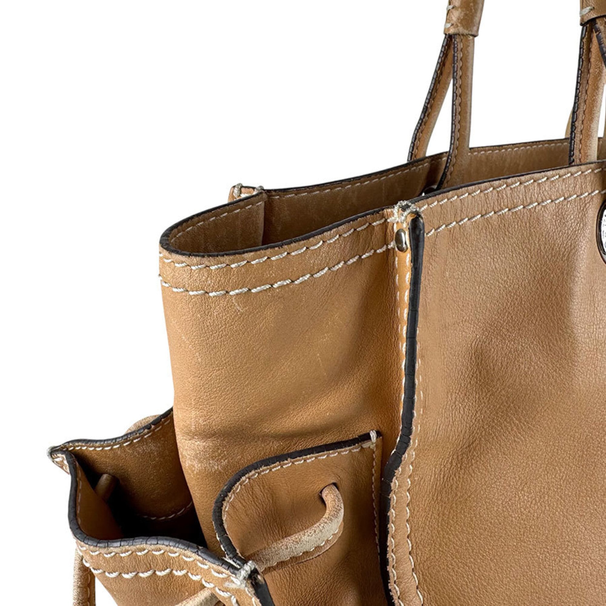 Loewe Light Brown Leather Shoulder Bag (Pre-Owned)
