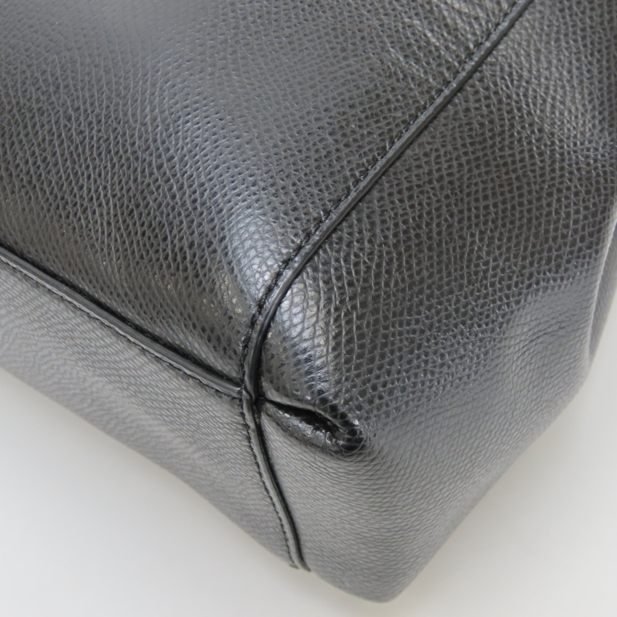 Coach Black Leather Tote Bag (Pre-Owned)