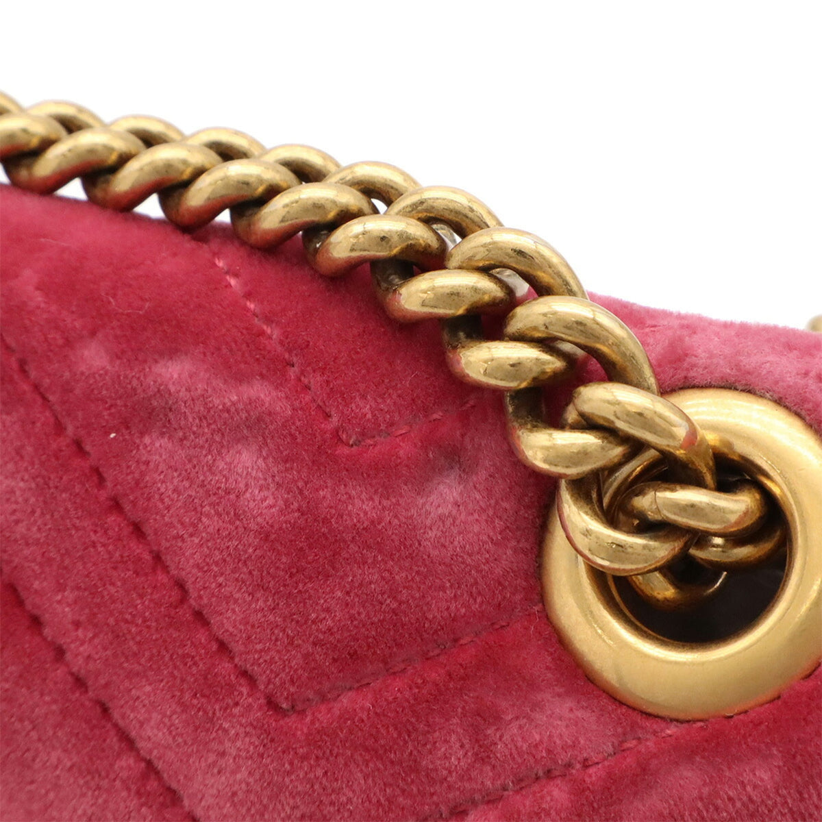 Gucci Pink Suede Pochette Shoulder Bag (Pre-Owned)