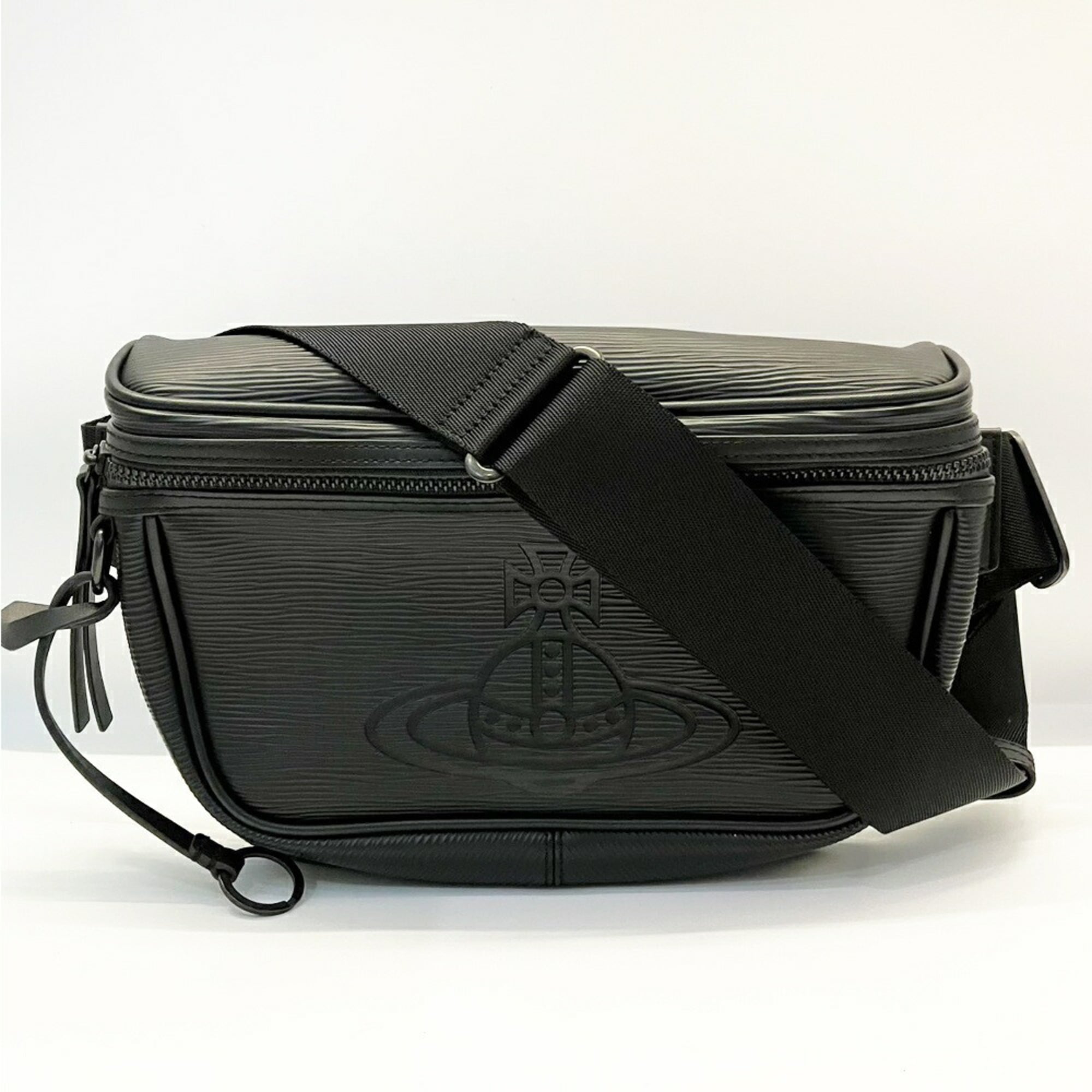 Vivienne Westwood Leather Sling Bag (Pre-Owned)