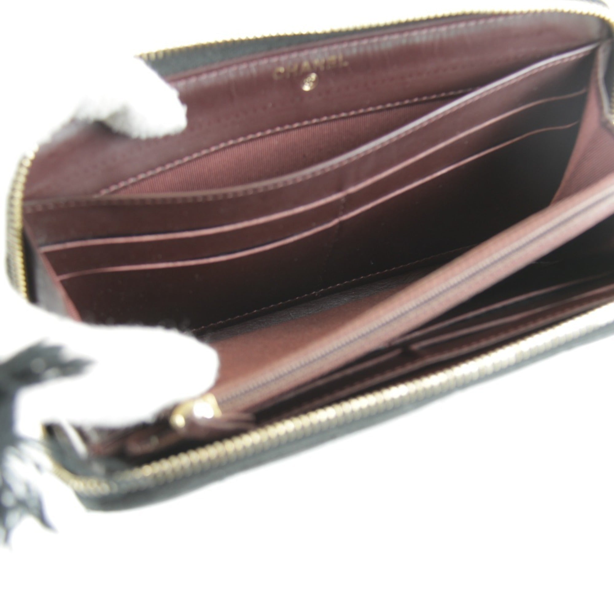 Chanel Black Leather Long Wallet (Bi-Fold) (Pre-Owned)