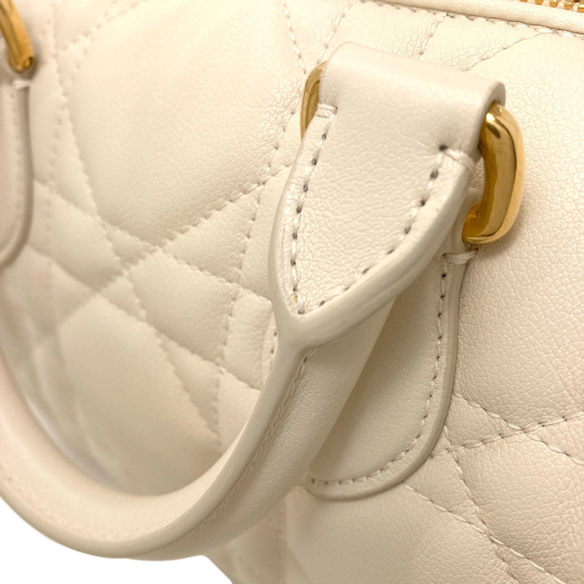 Christian Dior Cream Leather Handbag (Pre-Owned)