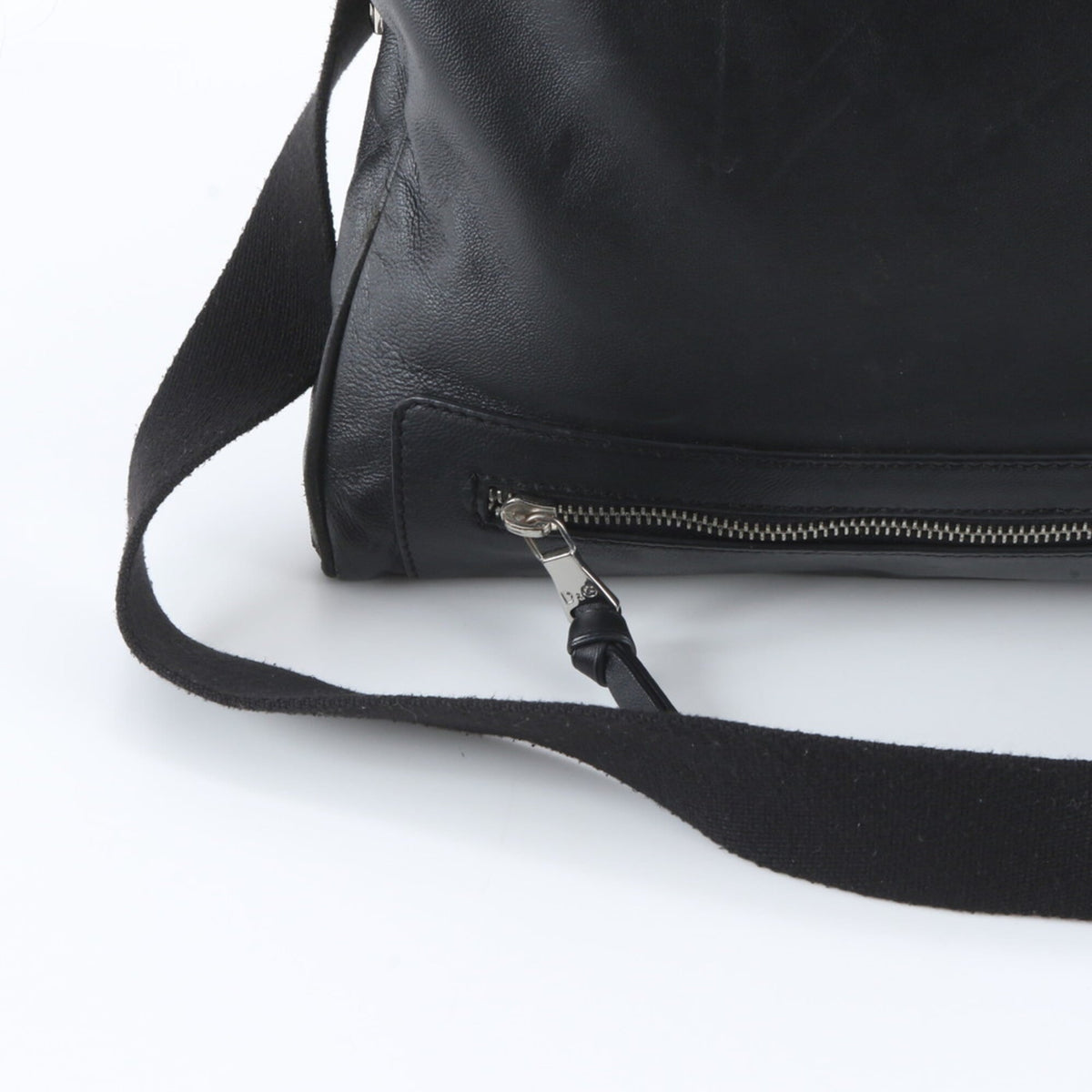Dolce & Gabbana Black Leather Messenger Bag Shoulder Bag (Pre-Owned)