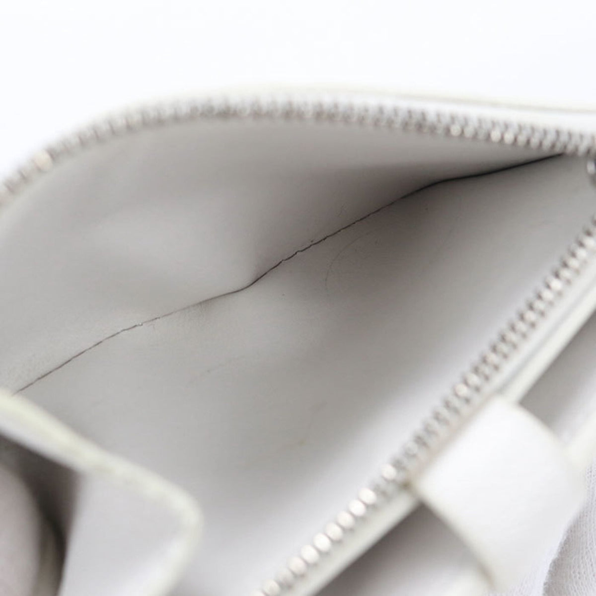 Bottega Veneta White Leather Wallet (Bi-Fold) (Pre-Owned)