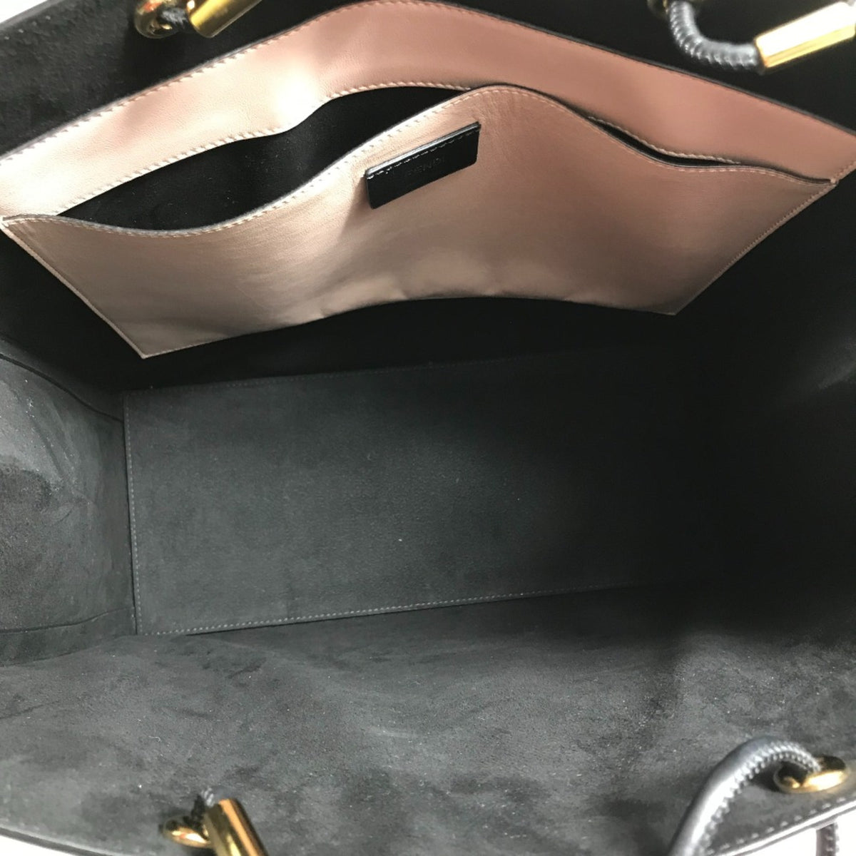 Fendi Pink Leather Tote Bag (Pre-Owned)