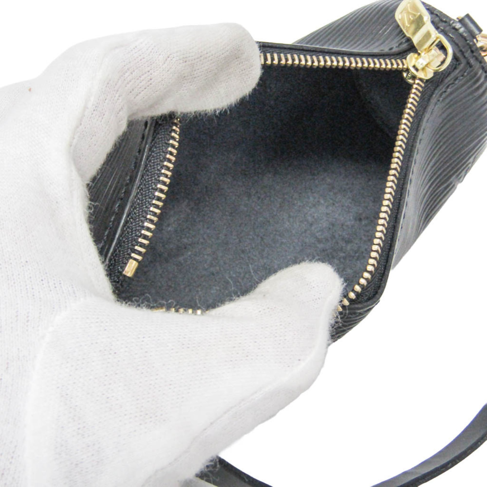 Louis Vuitton Epi Noir Epi Leather Pouch (Pre-Owned)