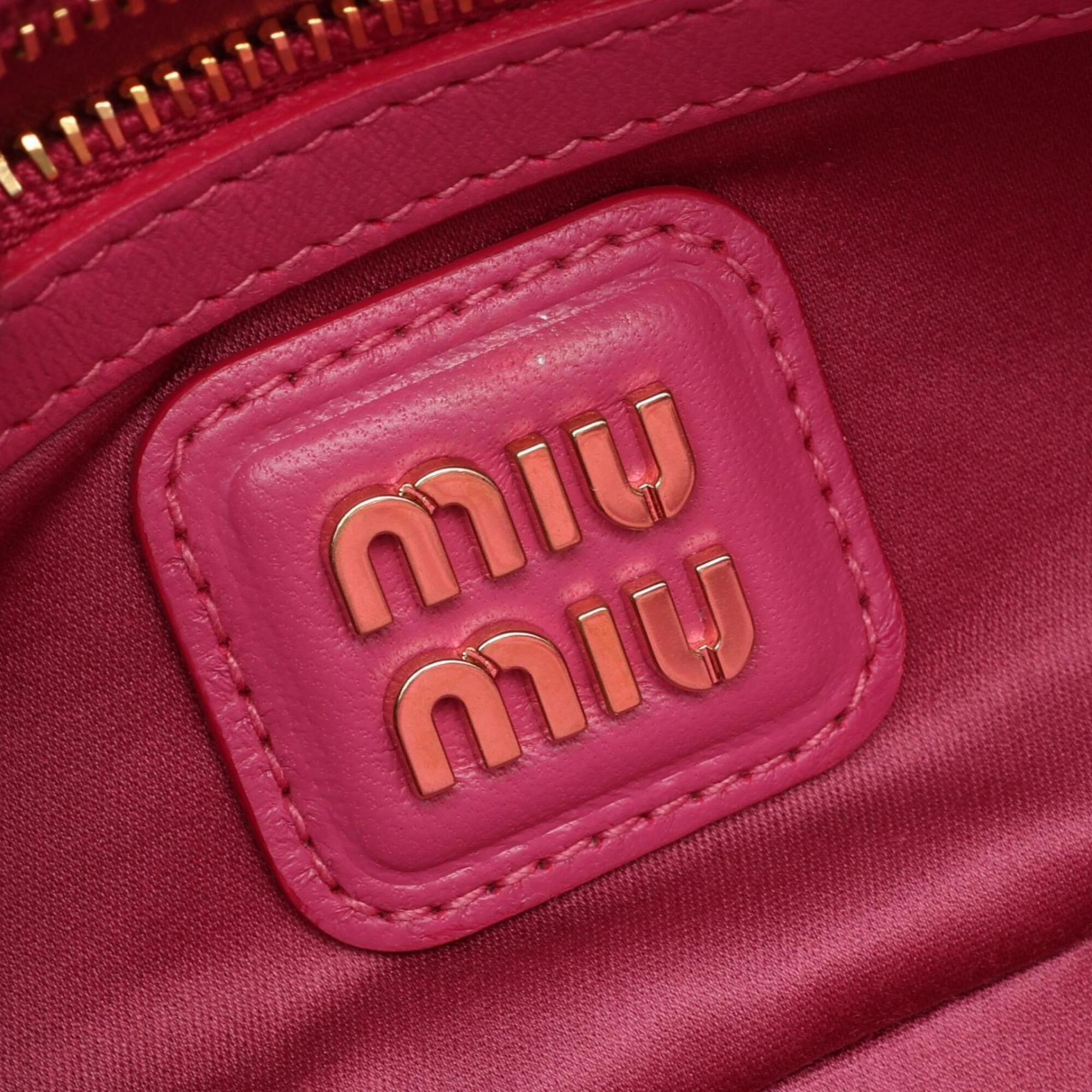 Miu Miu Matelasse Pink Leather Handbag (Pre-Owned)