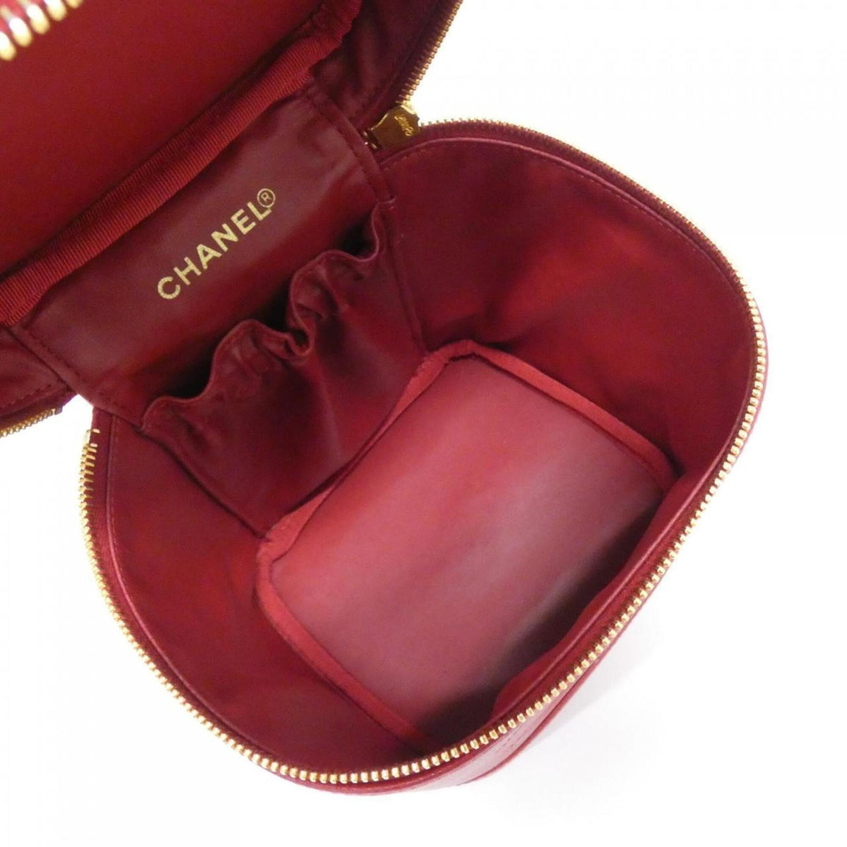 Chanel Red Color Grained Calfskin Handbag (Pre-Owned)