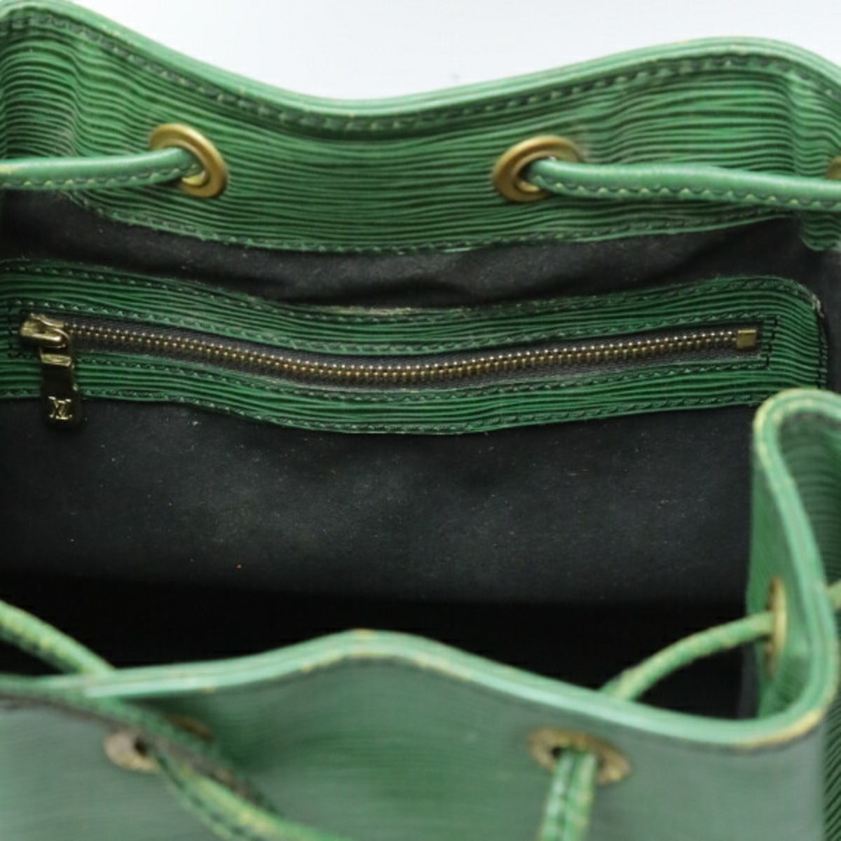 Louis Vuitton Borneo Green Epi Leather Shoulder Bag (Pre-Owned)