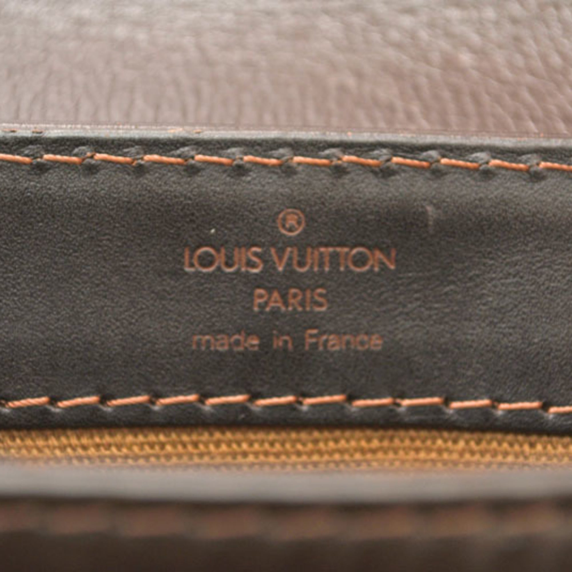 Louis Vuitton Coffee Utah Leather Shoulder Bag (Pre-Owned)