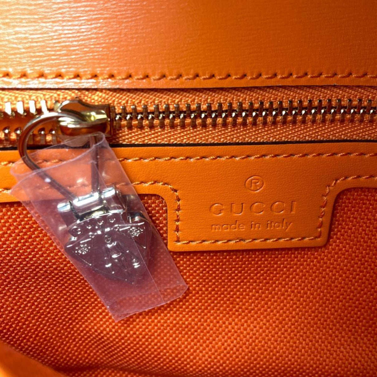 Gucci Gg Canvas Orange Gg Canvas Shoulder Bag (Pre-Owned)