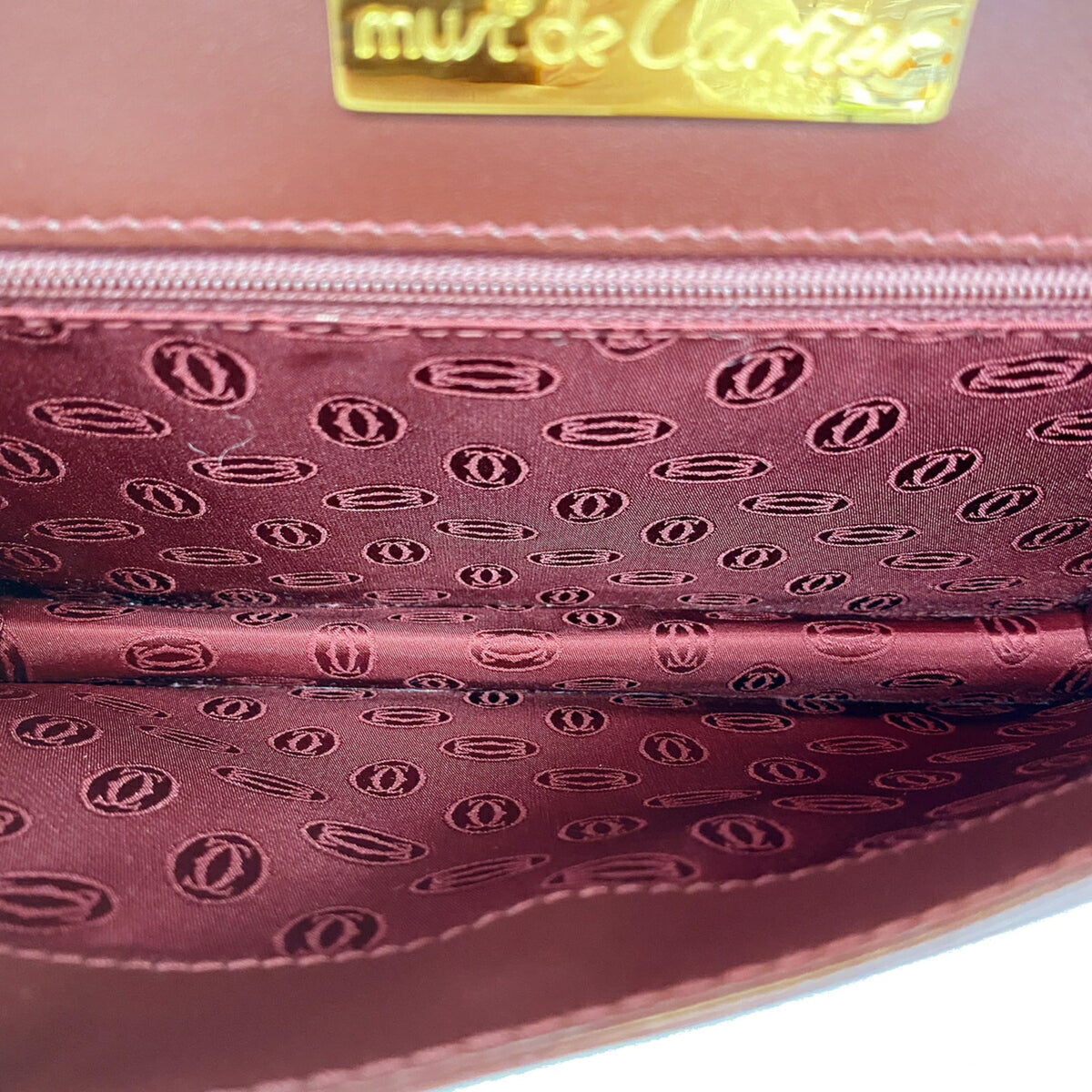 Cartier Bordeaux Leather Clutch Bag (Pre-Owned)