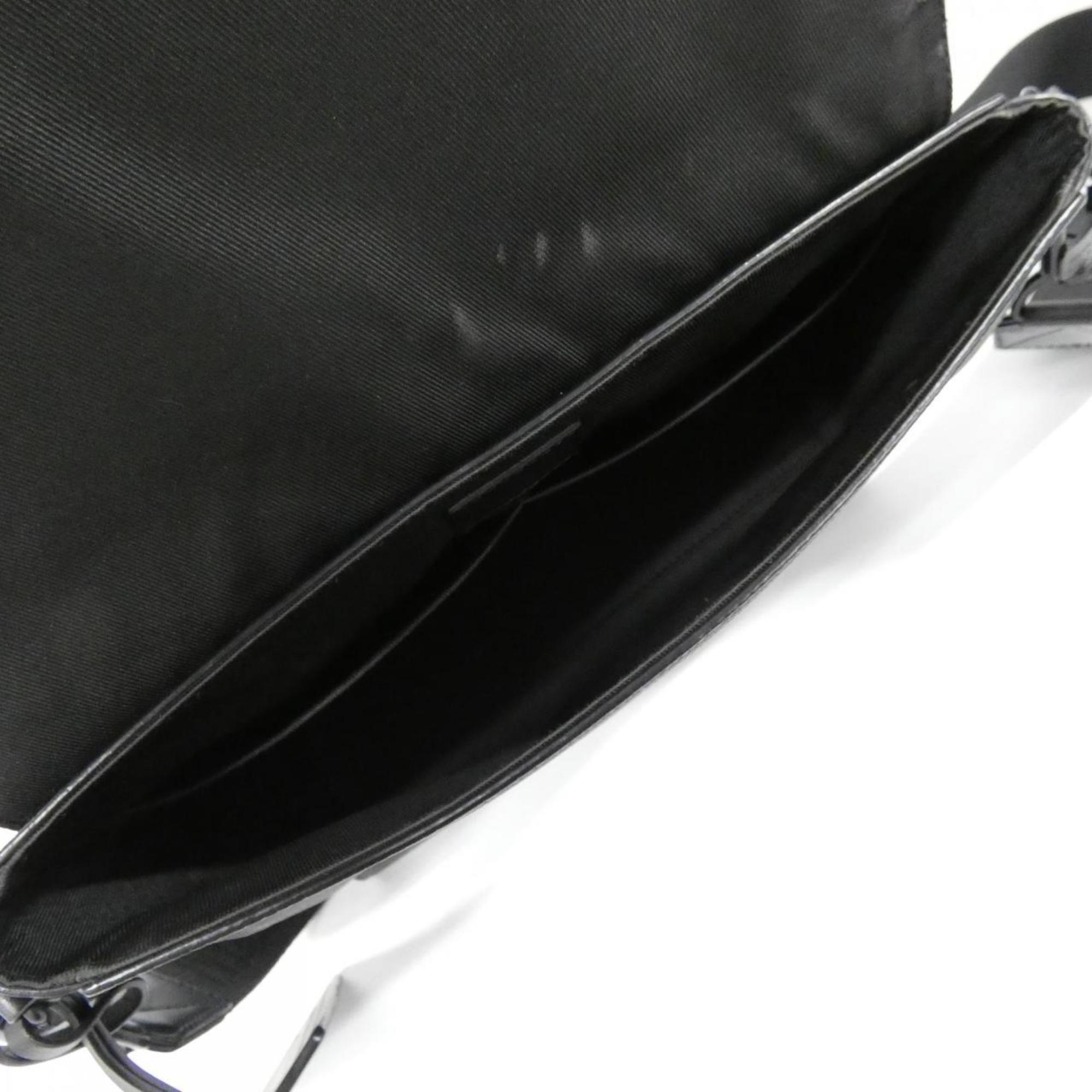Louis Vuitton Black Leather Shoulder Bag (Pre-Owned)