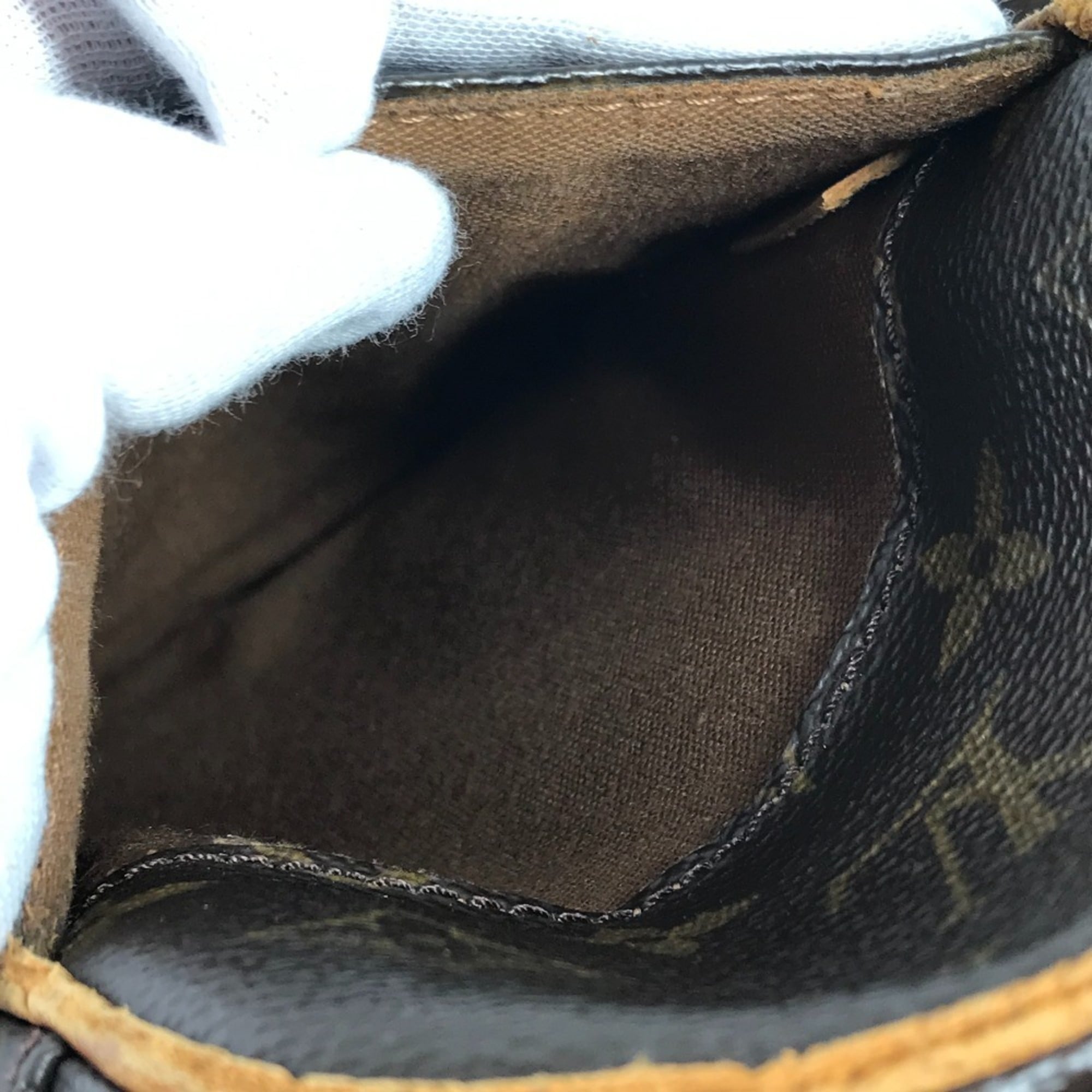 Louis Vuitton Brown Monogram Pochette Shoulder Bag Sling Bag (Pre-Owned)