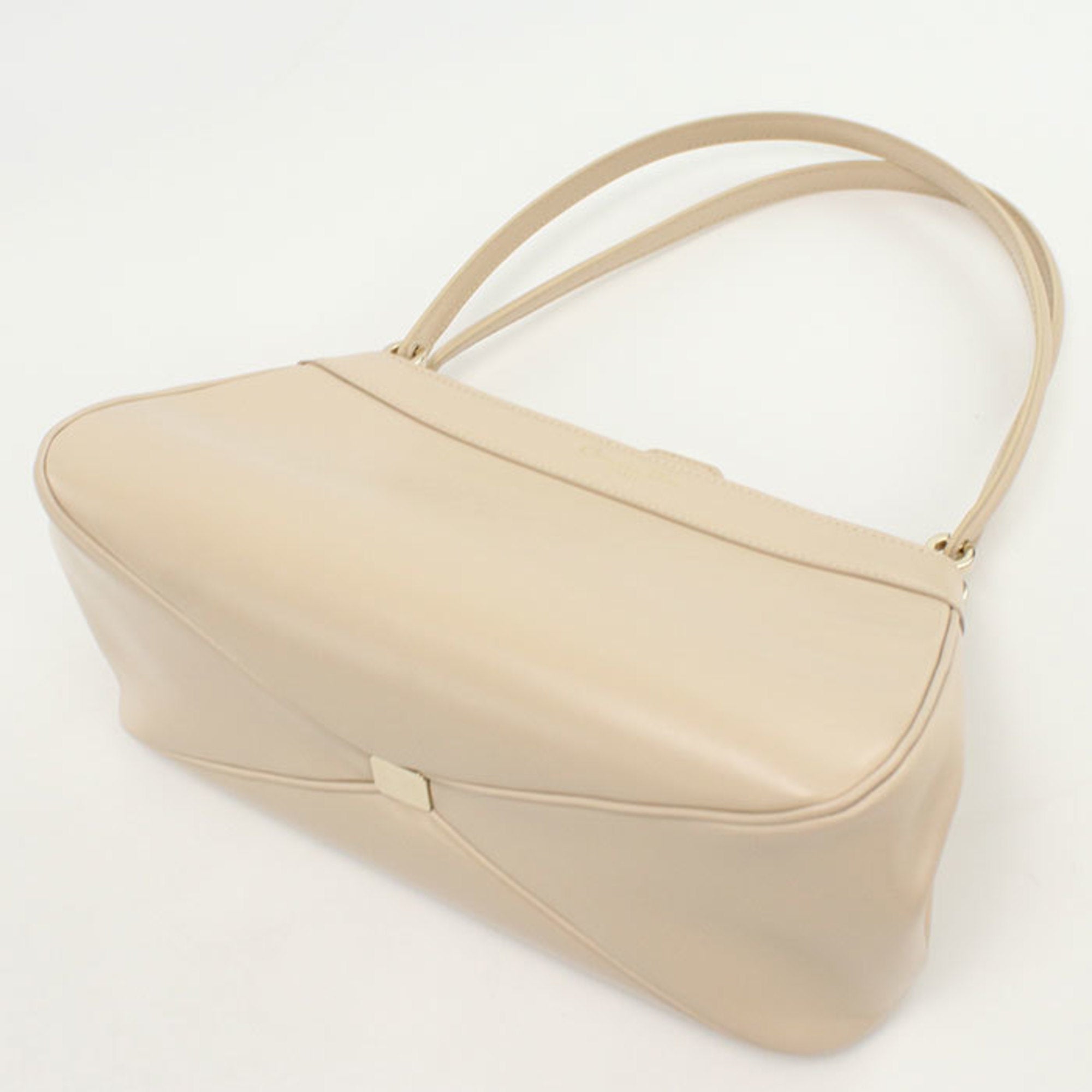 Christian Dior Beige Leather Handbag (Pre-Owned)