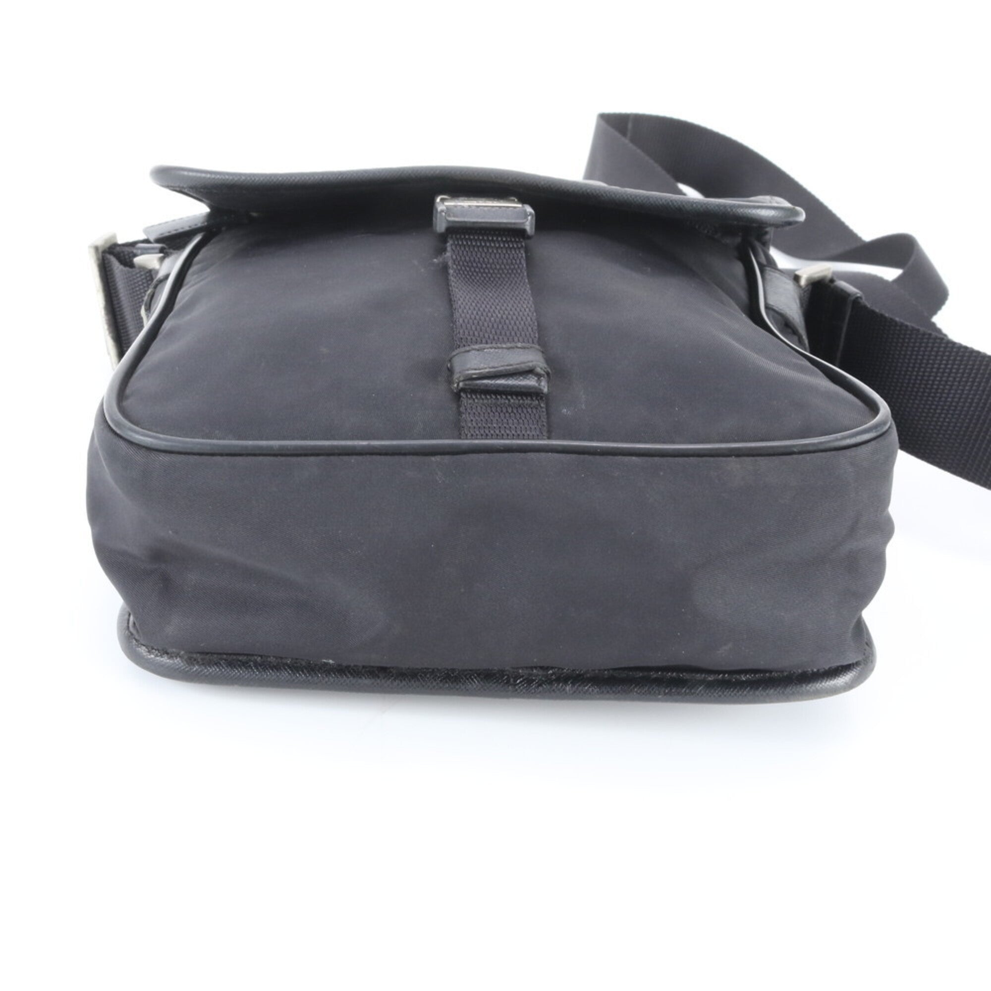 Prada Black Nylon Shoulder Bag (Pre-Owned)
