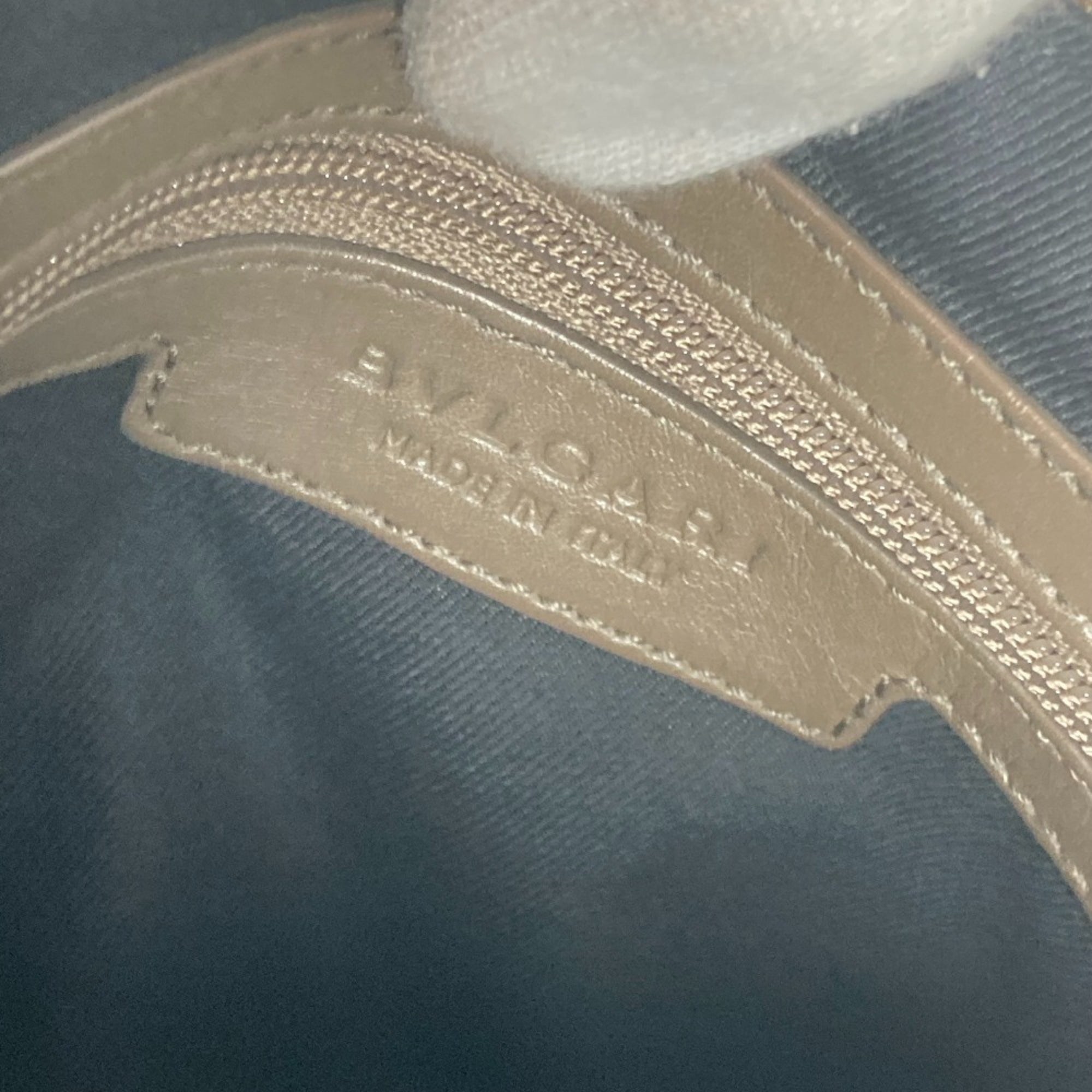 Bvlgari Gray Leather Shoulder Bag (Pre-Owned)