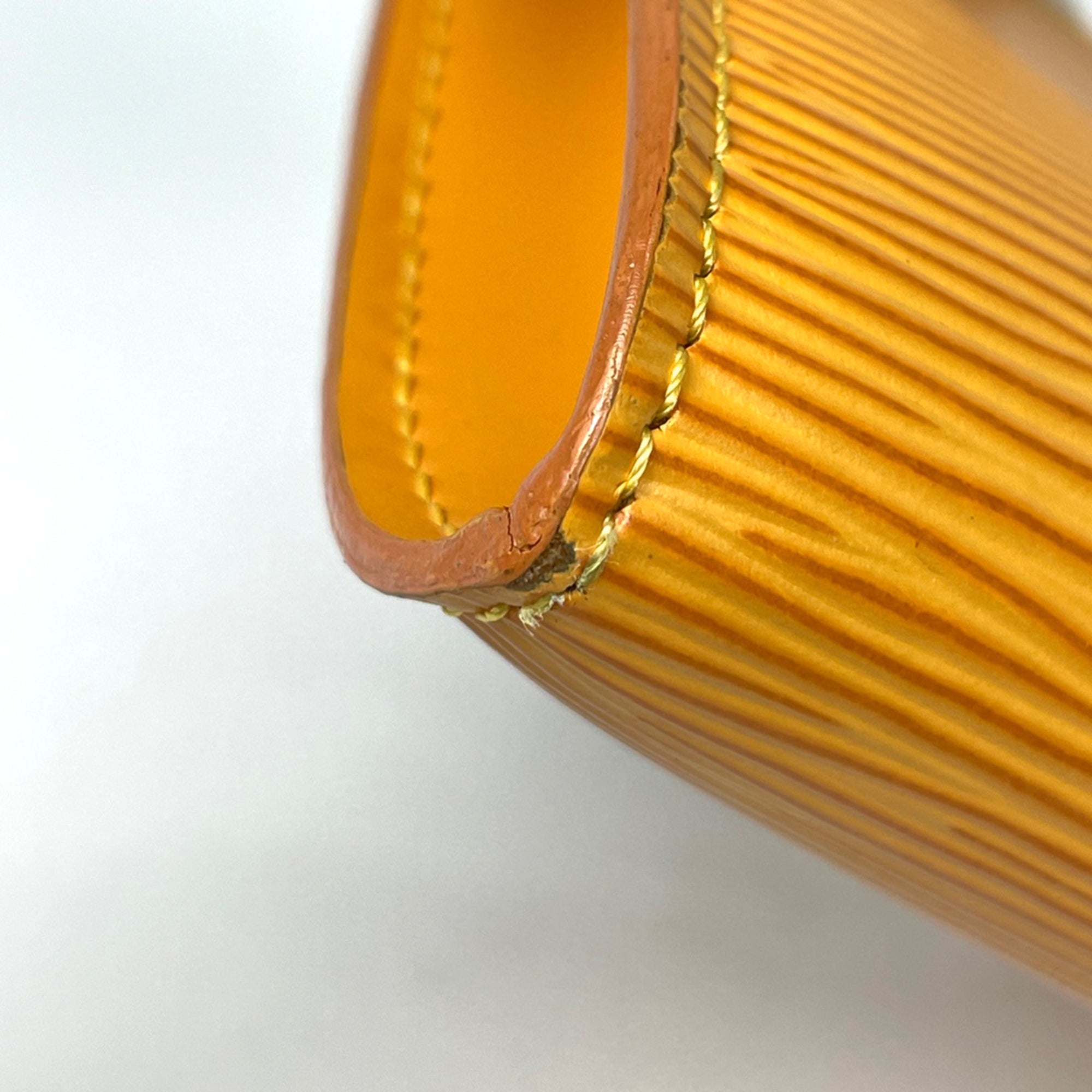Louis Vuitton Yellow Epi Leather Pochette Pouch (Pre-Owned)