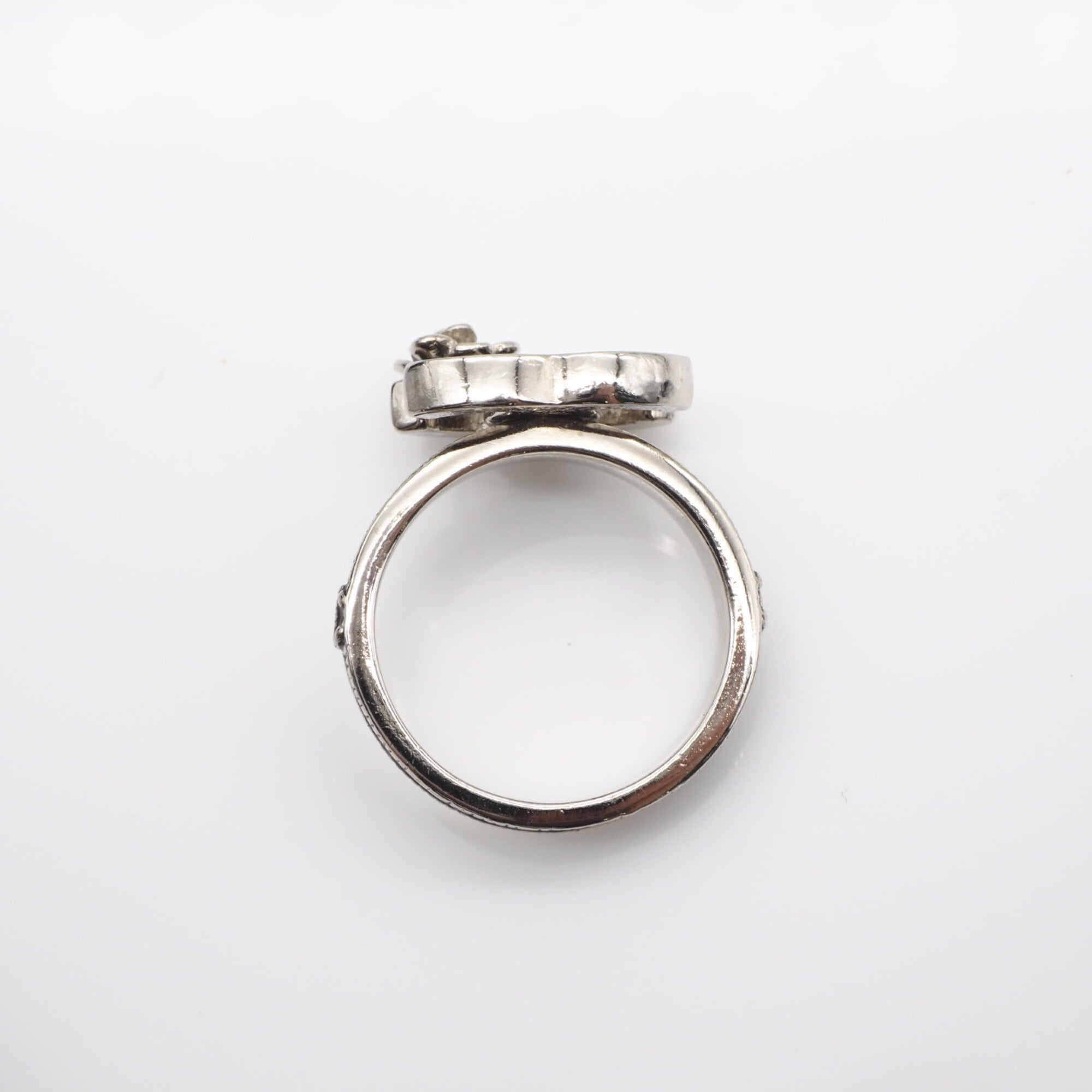 Chanel Camellia Silver Black Band Ring (Pre-Owned)