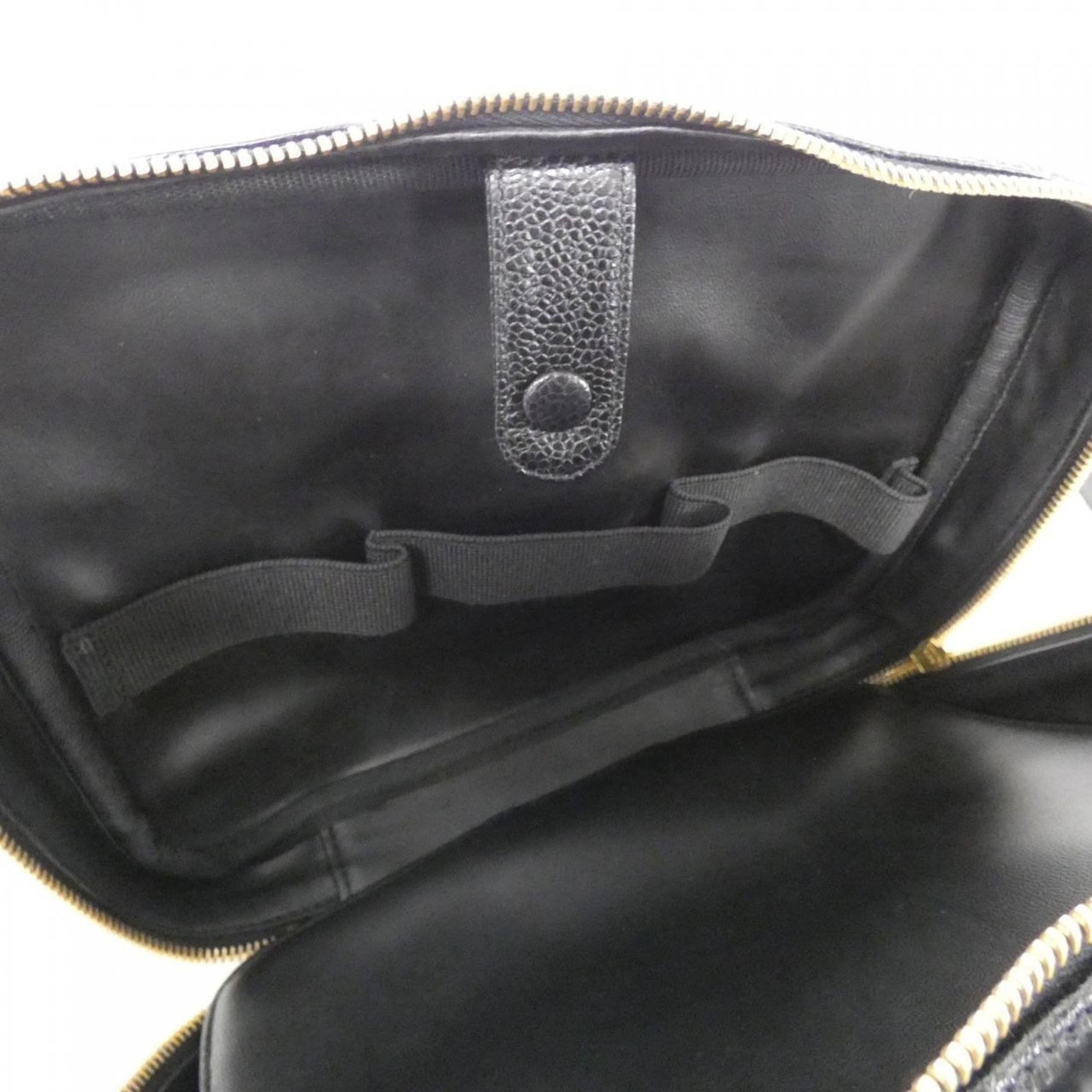 Chanel Black Caviar Leather Handbag (Pre-Owned)