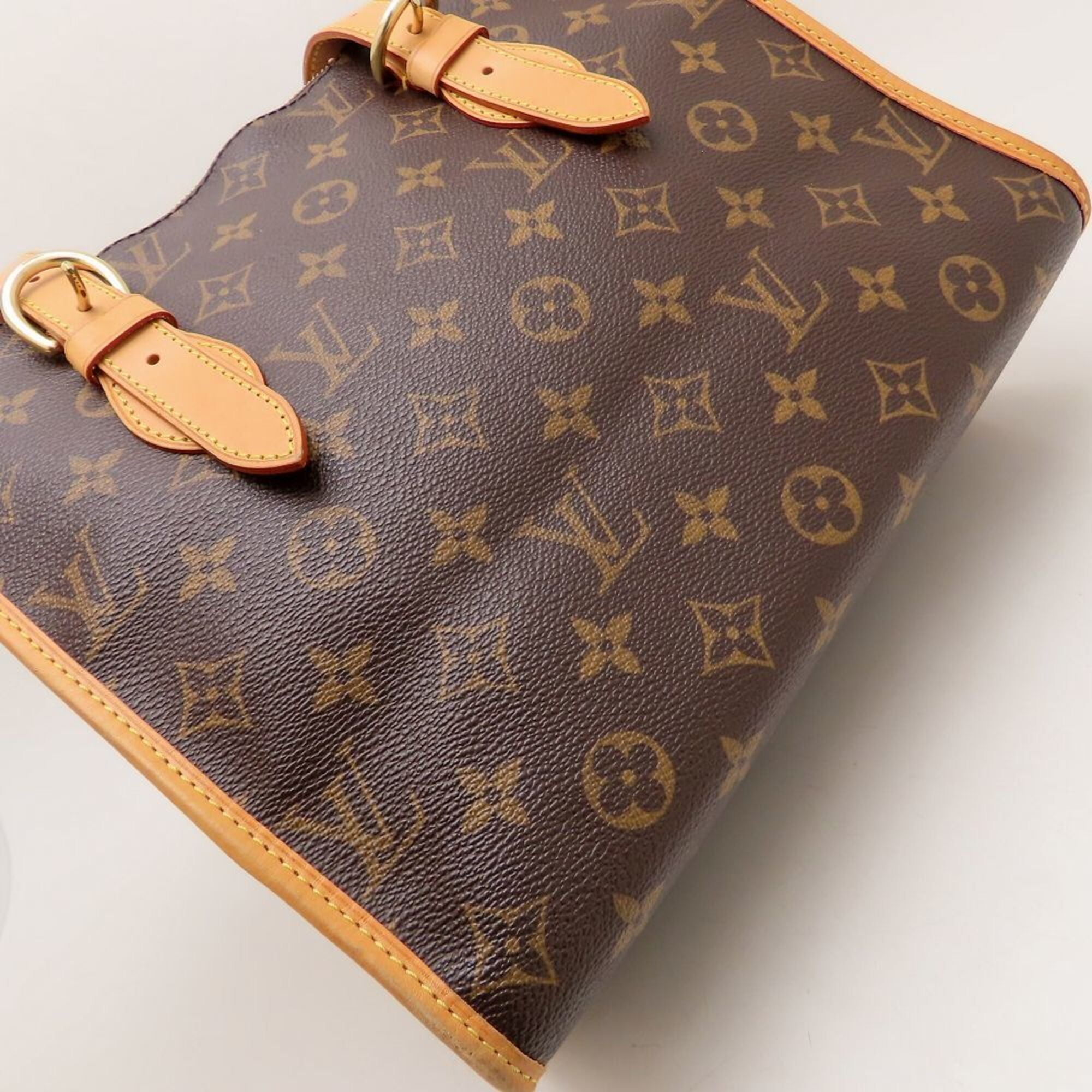 Louis Vuitton Monogram Brown Monogram Shoulder Bag (Pre-Owned)