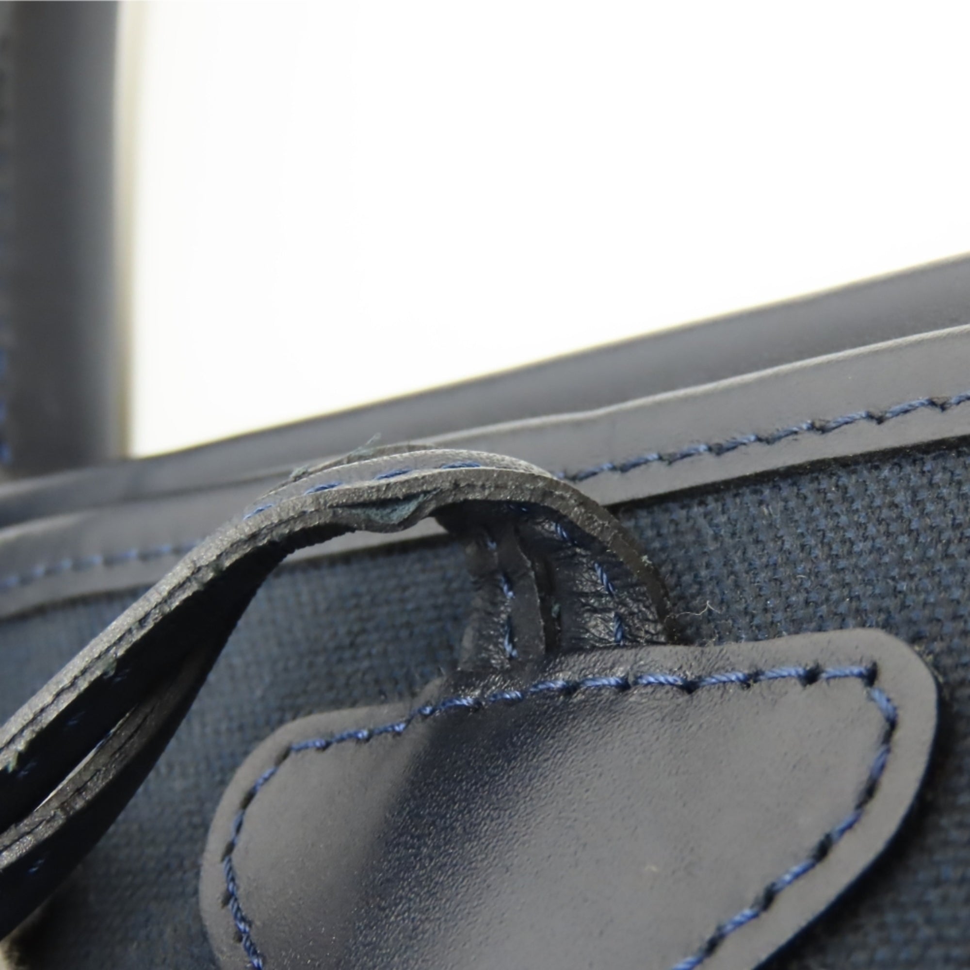 Longchamp Navy Canvas Leather Handbag (Pre-Owned)