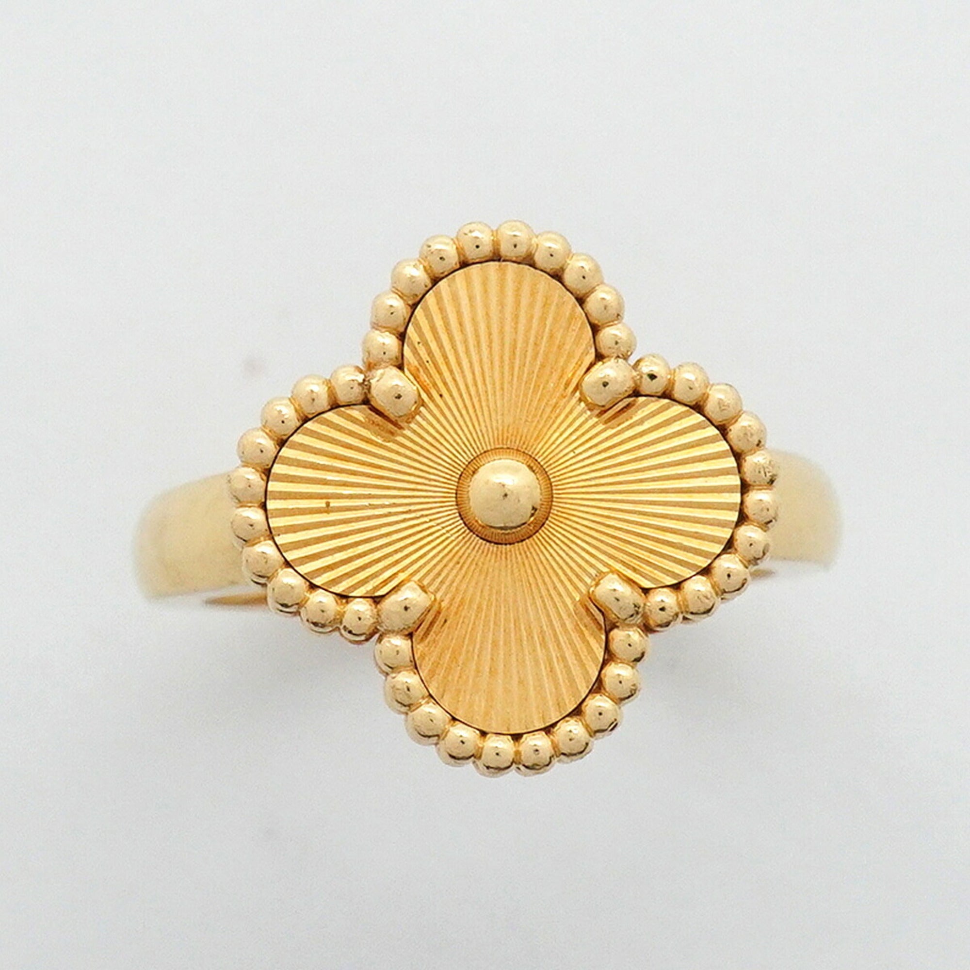 Van Cleef & Arpels Yellow Gold (18K) Band Ring (Pre-Owned)