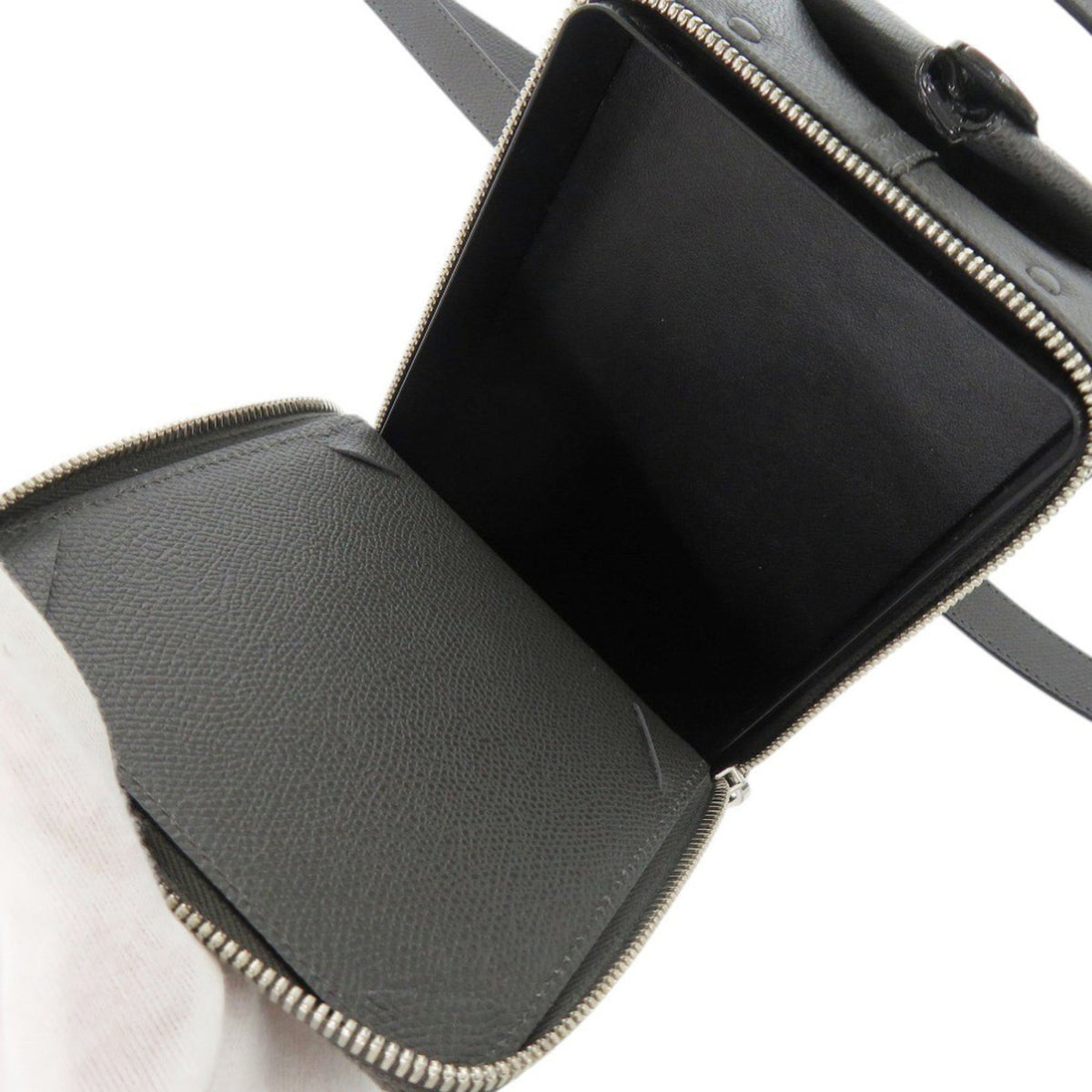 Valextra Gray Leather Shoulder Bag (Pre-Owned)