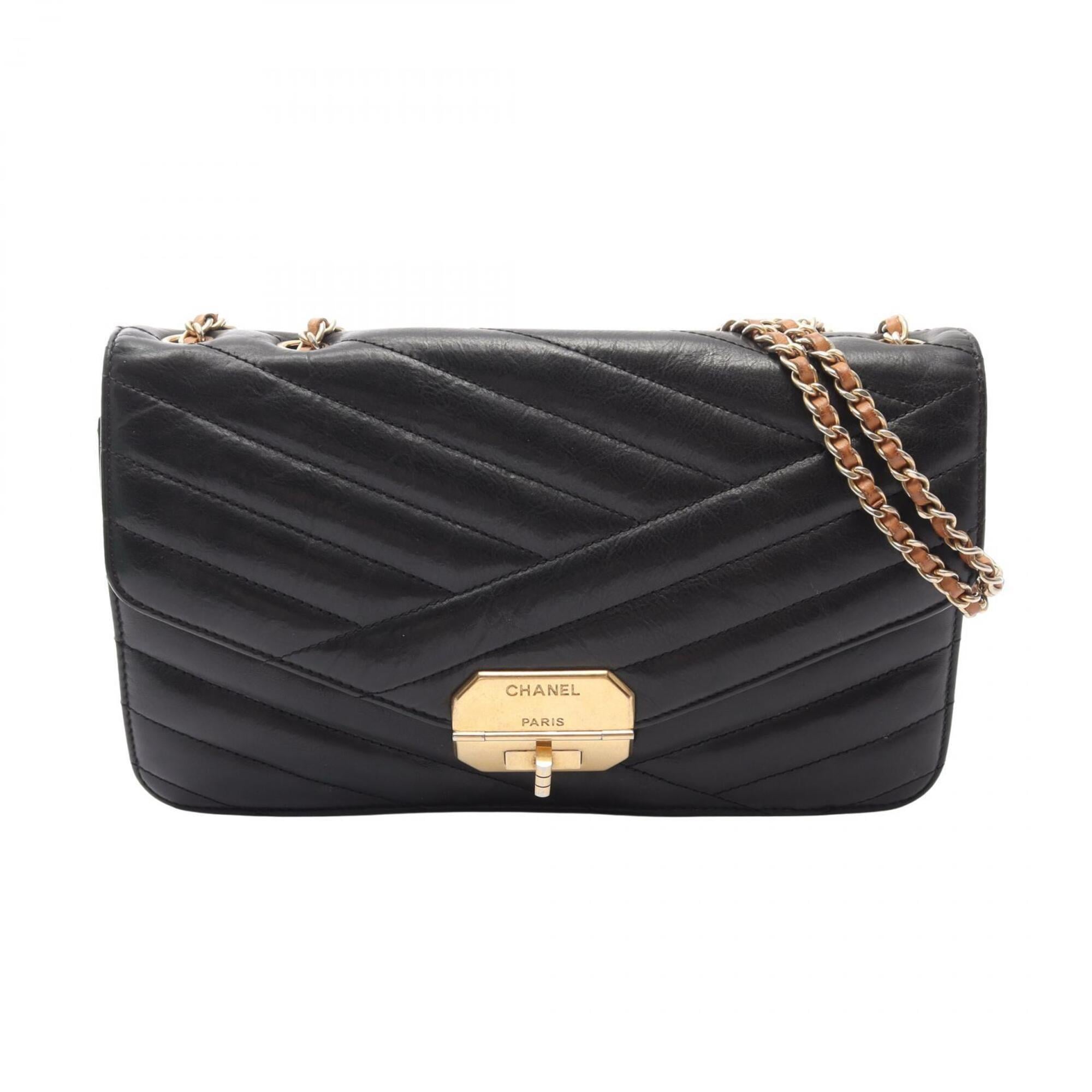 Chanel Black Leather Handbag Shoulder Bag (Pre-Owned)