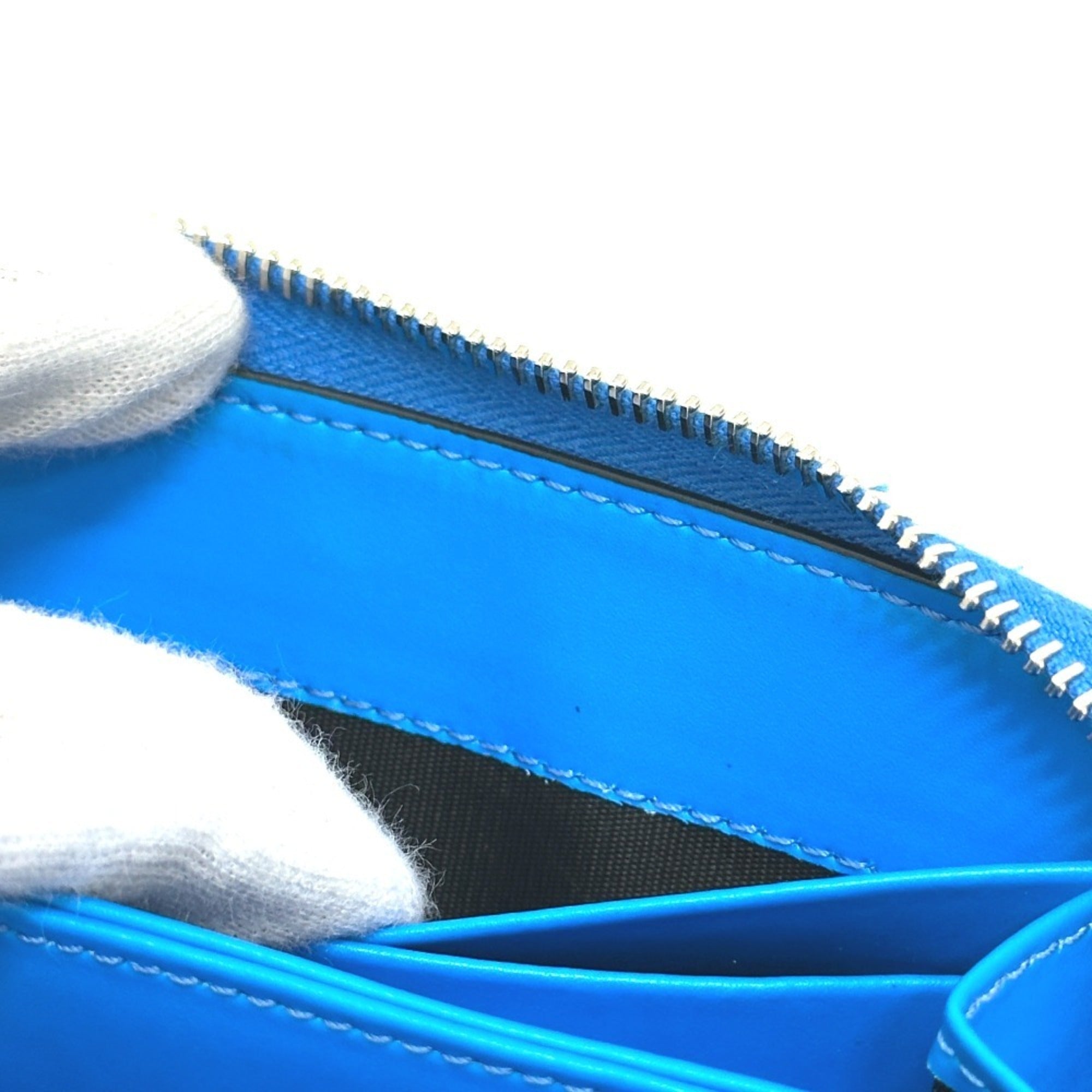 Valentino Blue Leather Long Wallet (Bi-Fold) (Pre-Owned)