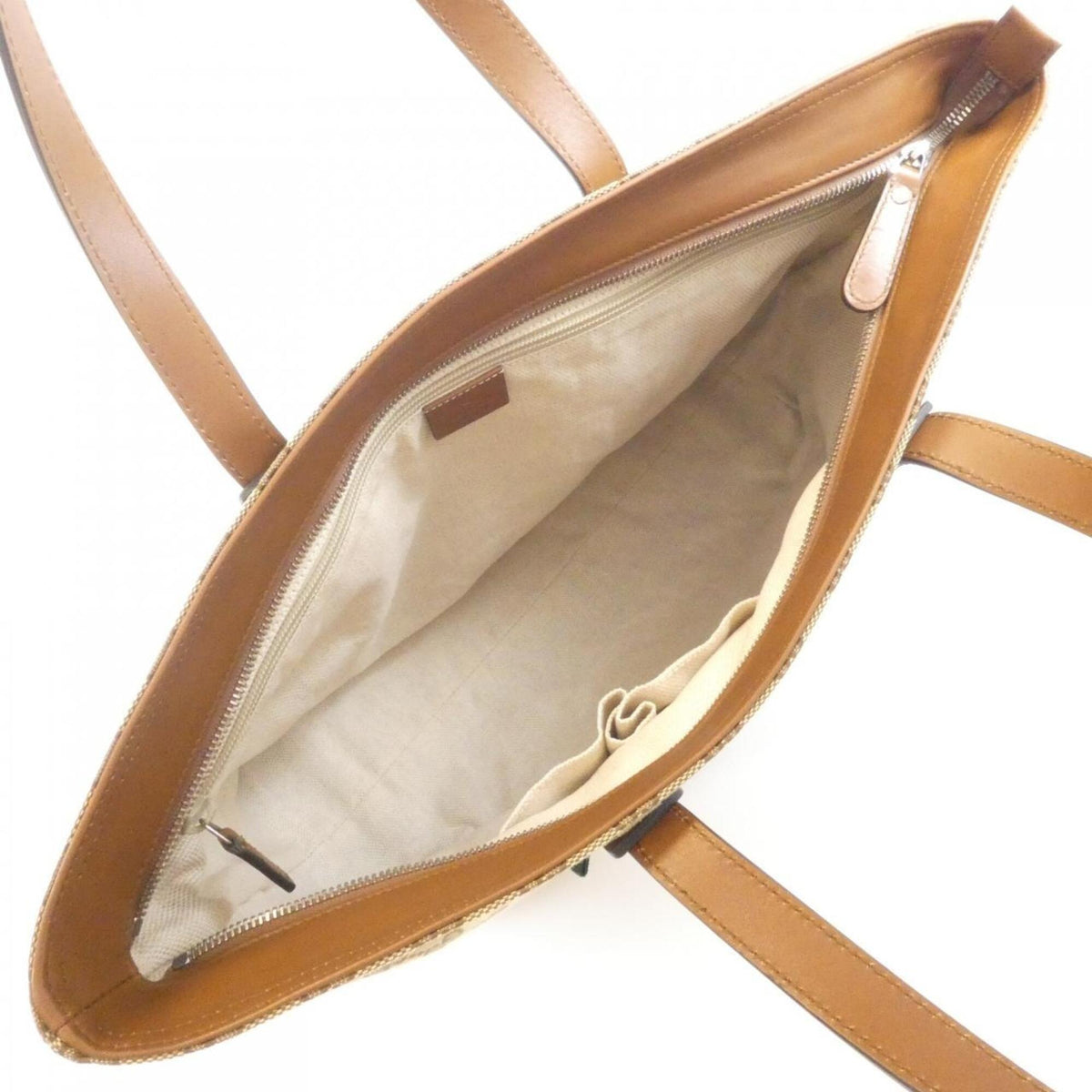 Gucci Beige Gg Canvas Handbag (Pre-Owned)