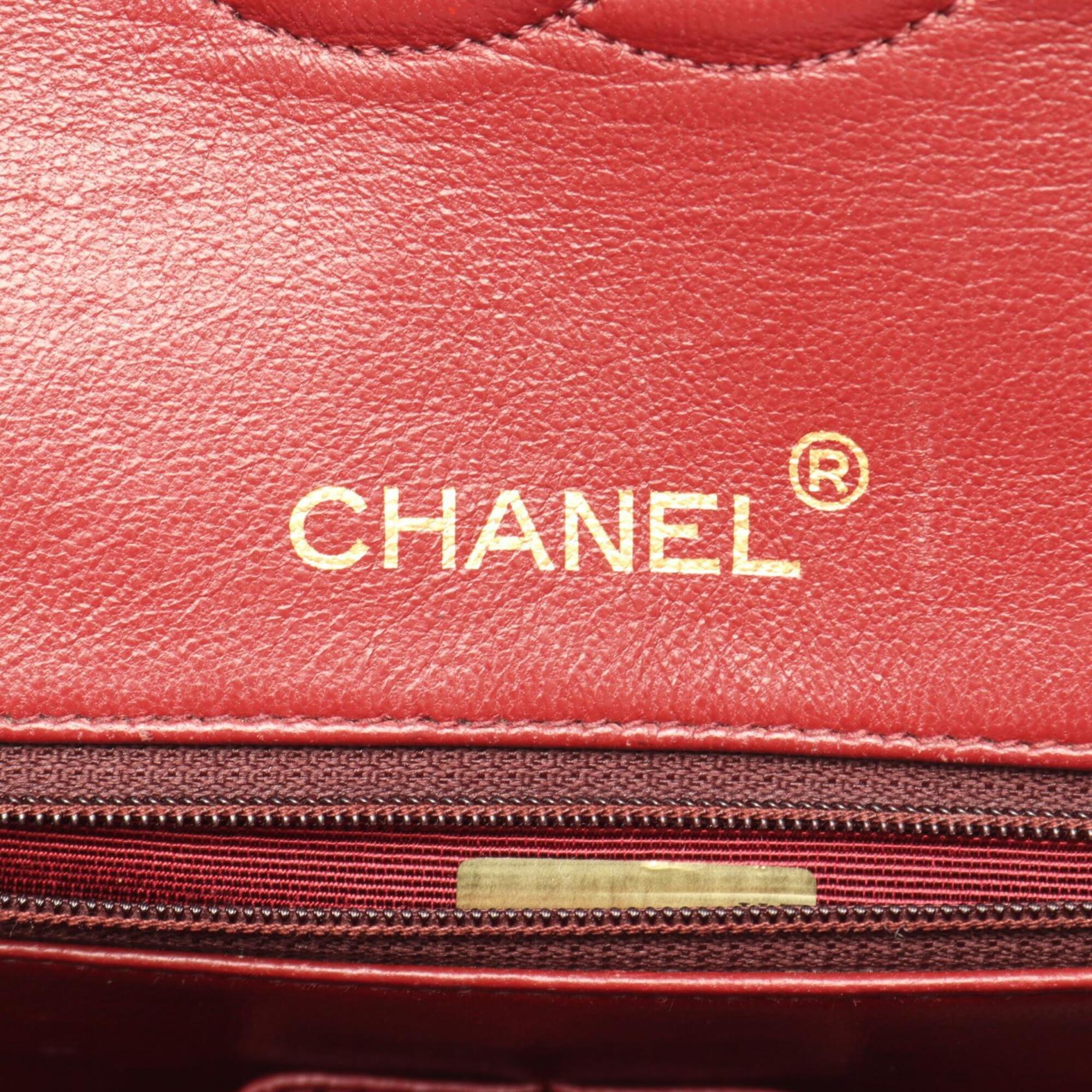 Chanel Black Leather Handbag Shoulder Bag (Pre-Owned)