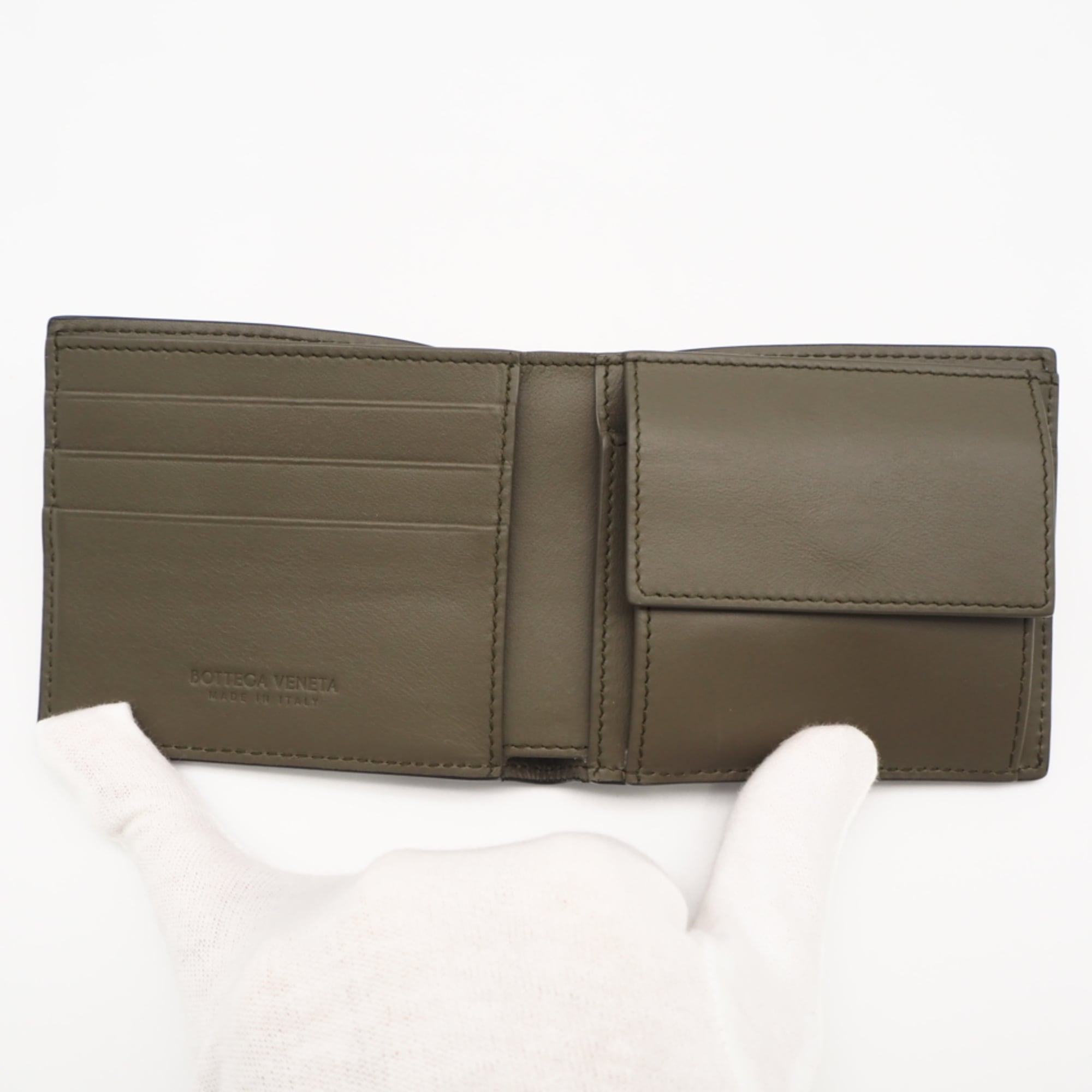 Bottega Veneta Gray Khaki Leather Wallet (Bi-Fold) (Pre-Owned)