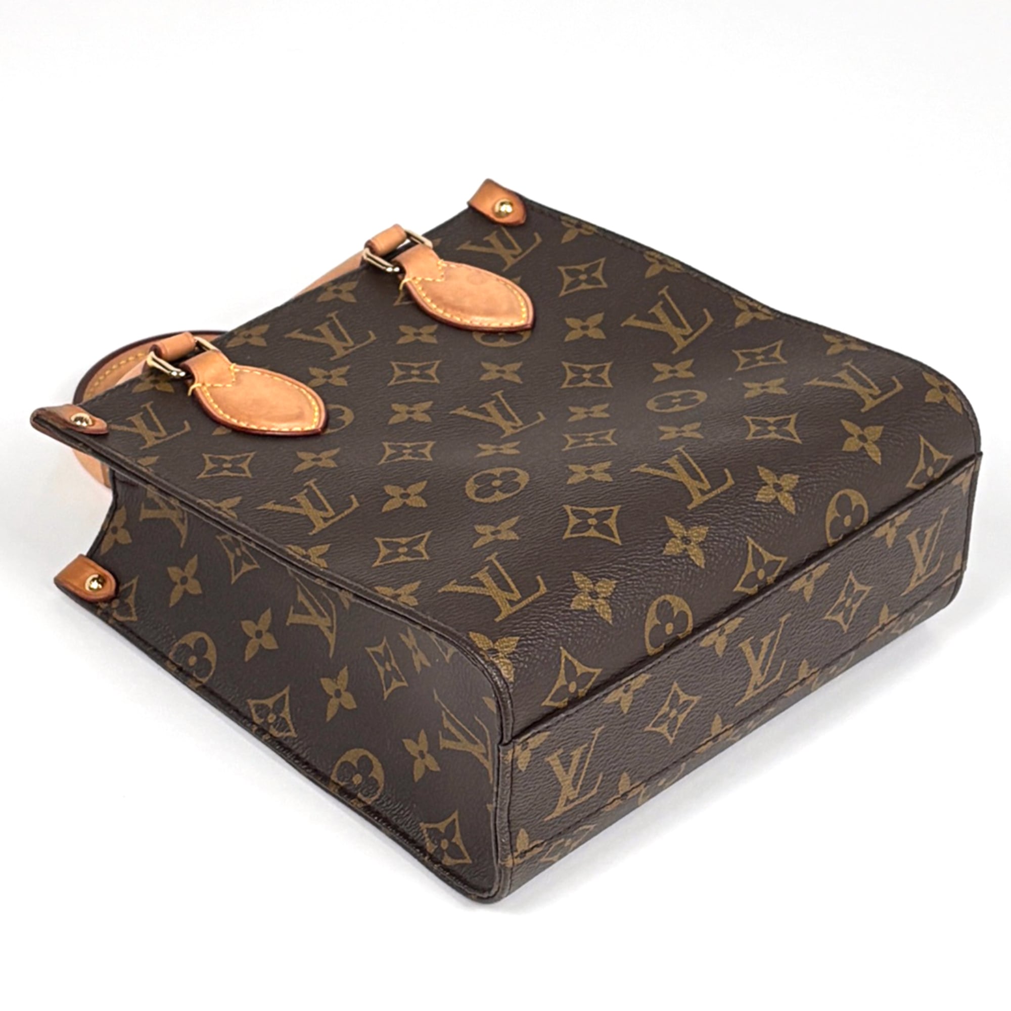 Louis Vuitton Brown Monogram Monogram Shoulder Bag (Pre-Owned)