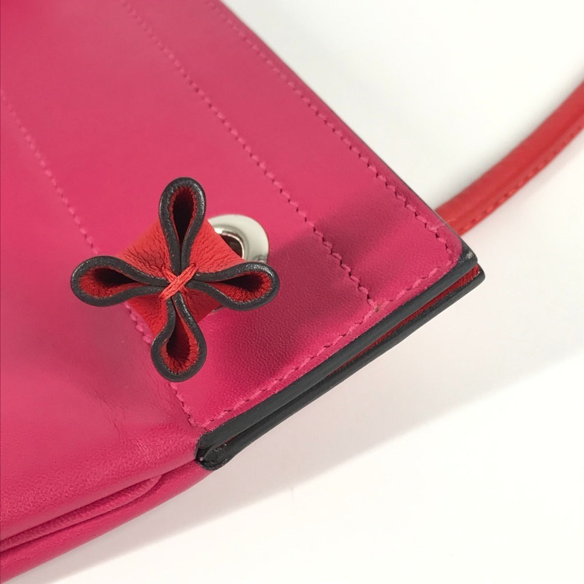 Hermes Pink Red Color Leather Pochette Shoulder Bag (Pre-Owned)