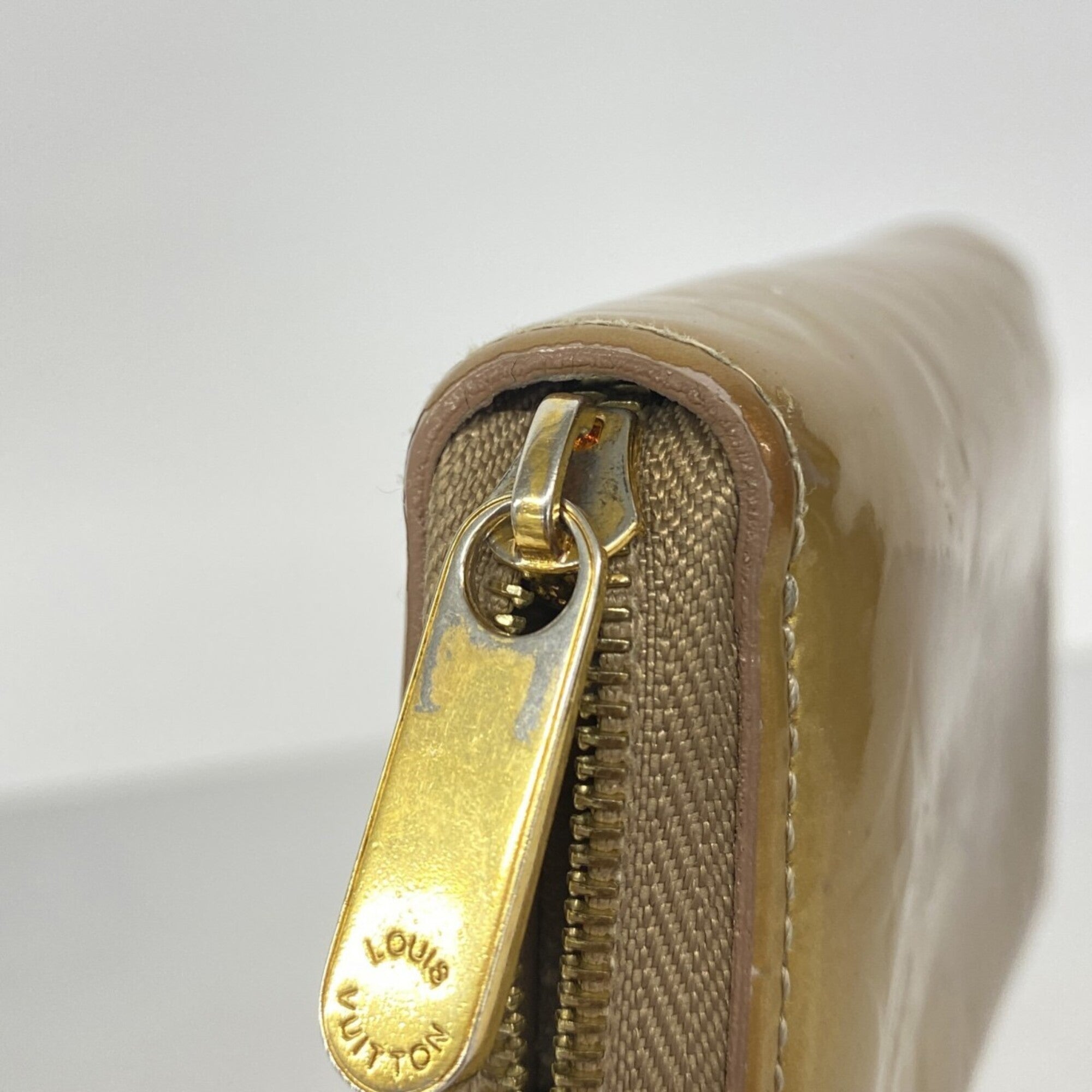 Louis Vuitton Beige Poodle Coin Purse/Coin Case (Pre-Owned)