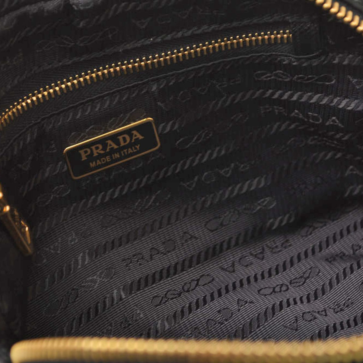 Prada Black Nero Nylon Pouch (Pre-Owned)