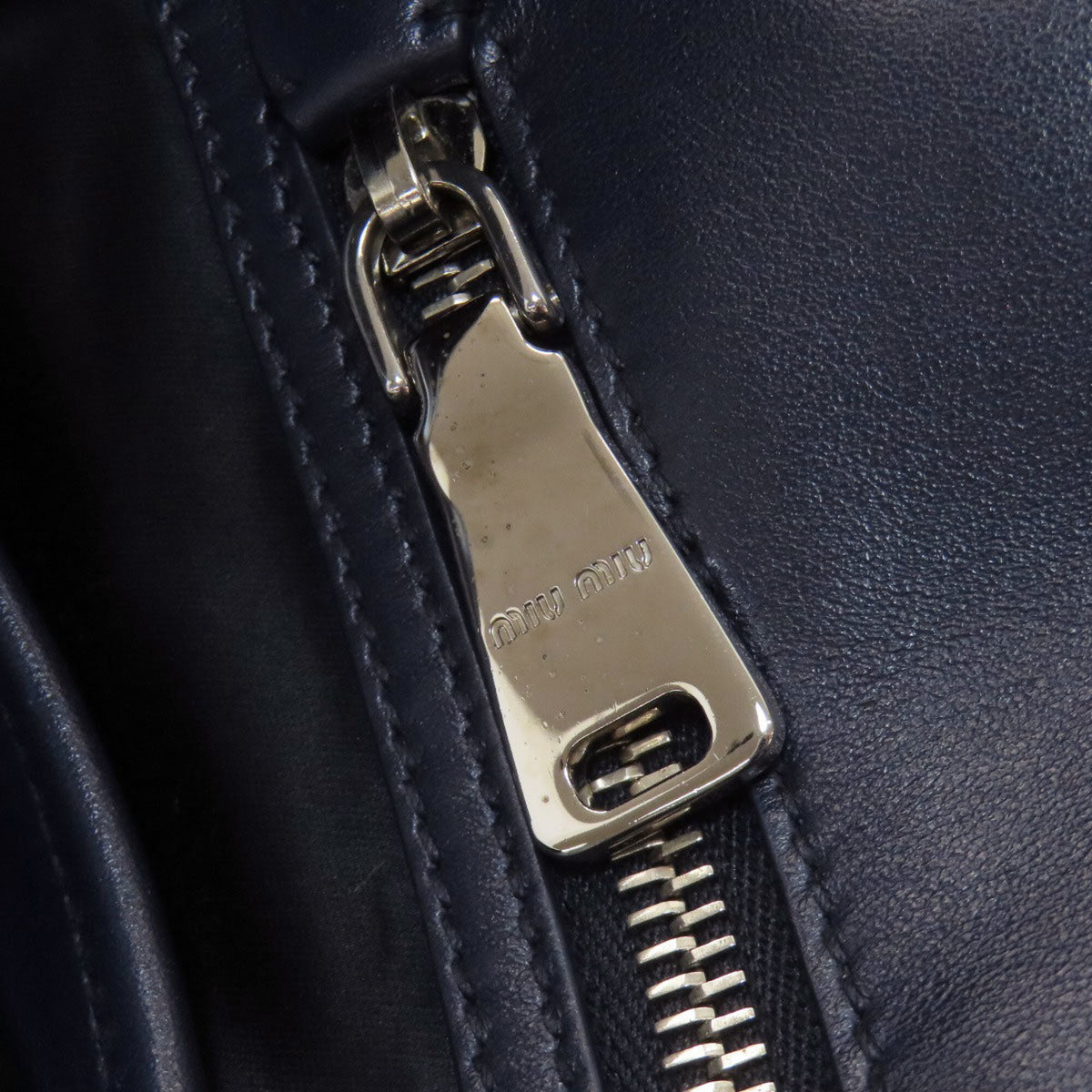 Miu Miu Navy Leather Tote Bag (Pre-Owned)
