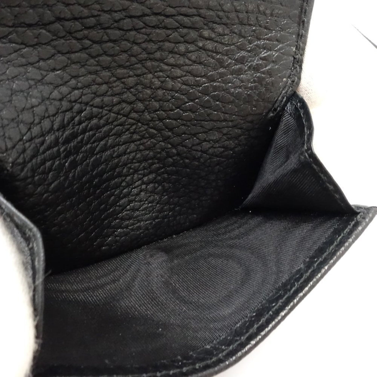 Gucci Black Leather Wallet (Tri-Fold) (Pre-Owned)