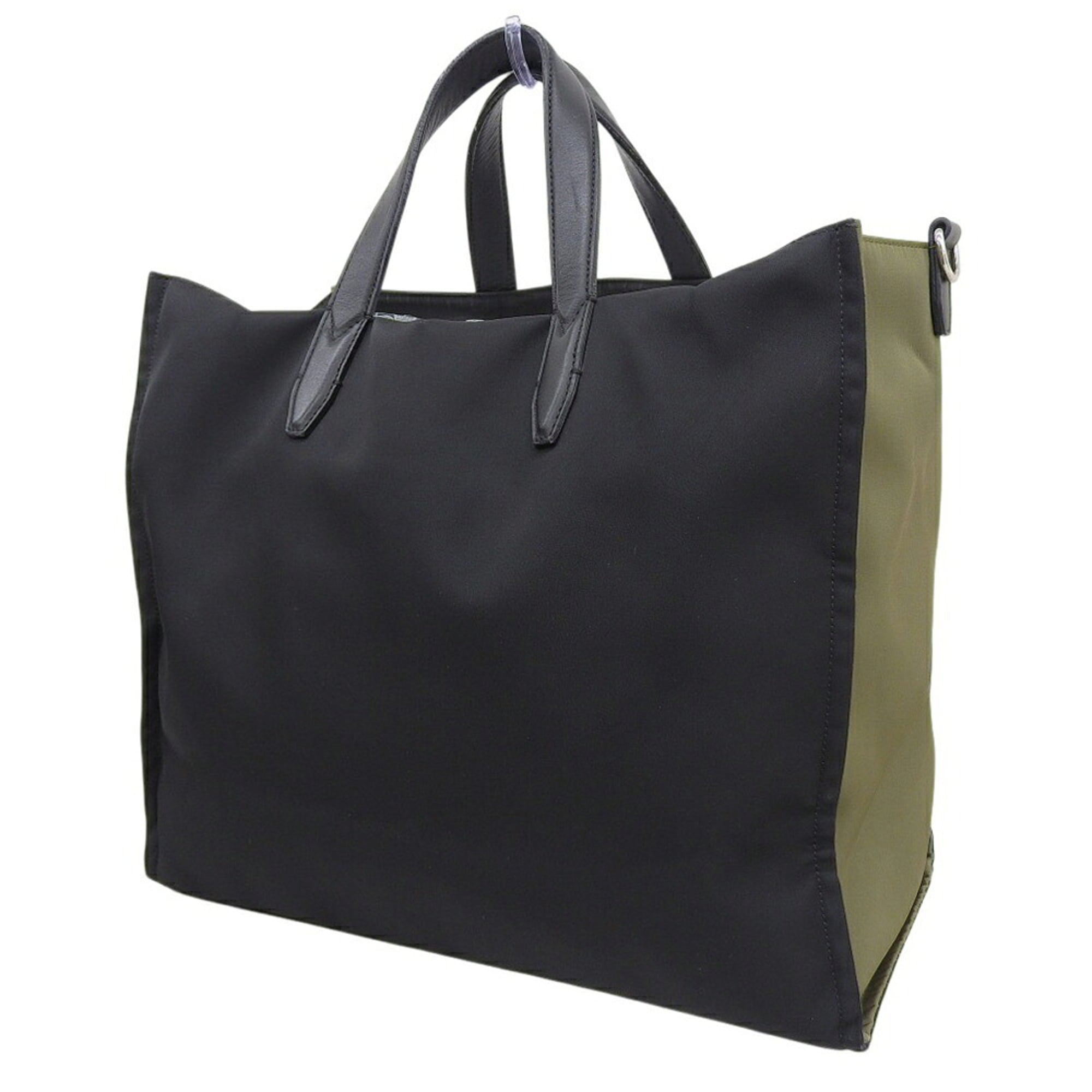 Fendi Black Nylon Leather Tote Bag (Pre-Owned)