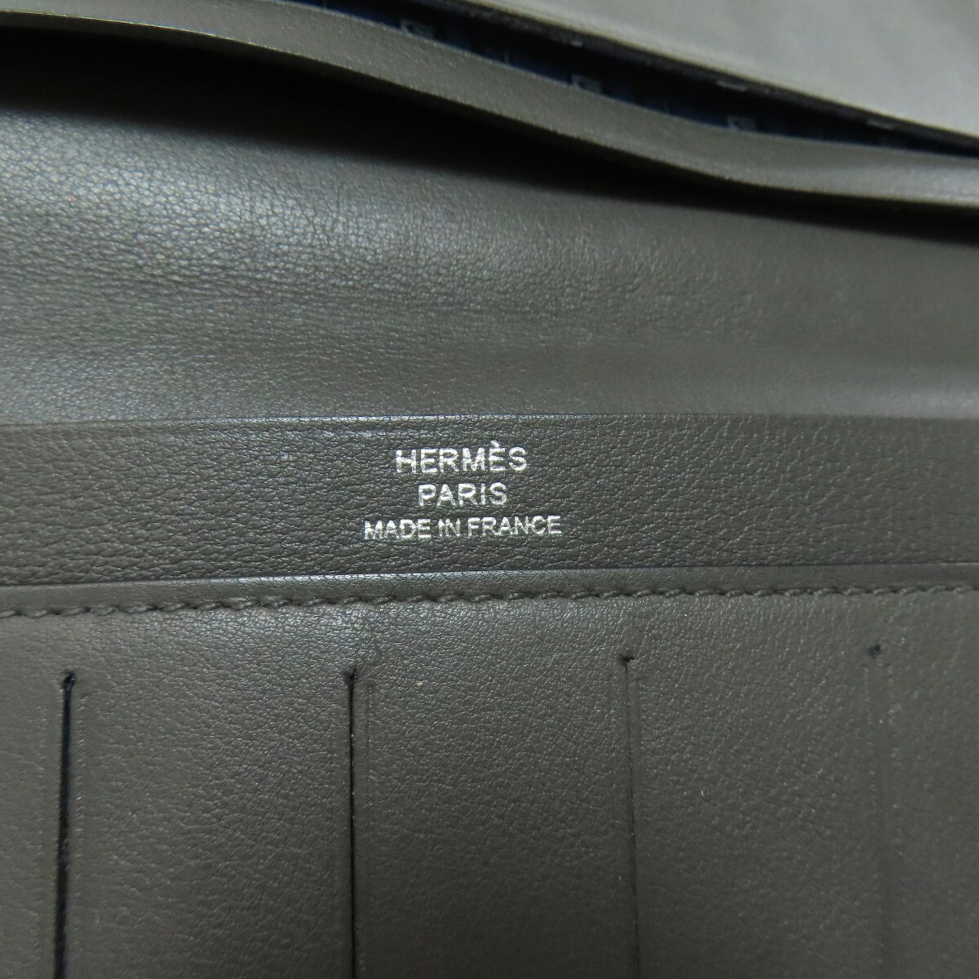 Hermes Silk'in Gray Leather Bill Wallet (Bi-Fold) (Pre-Owned)