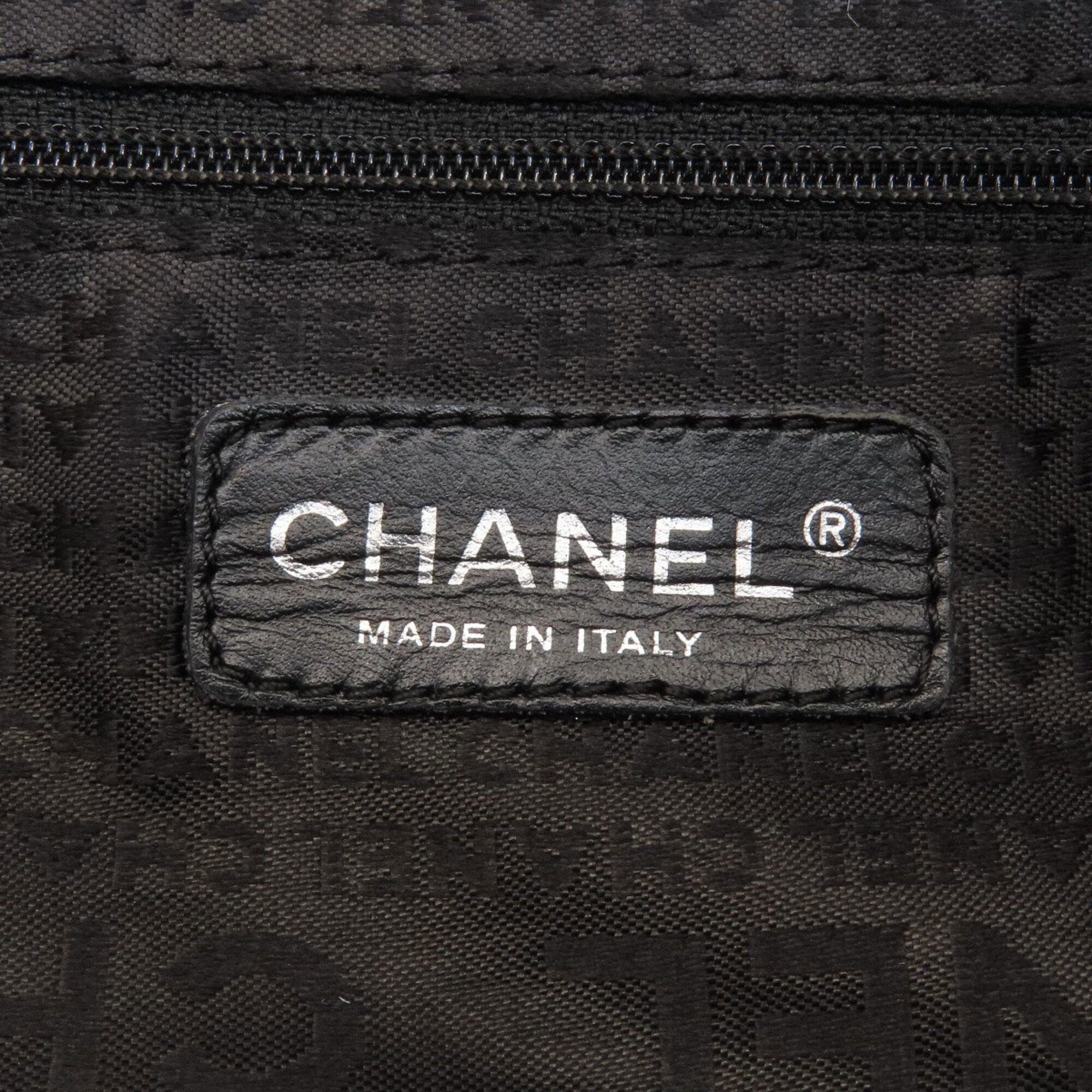 Chanel Black Leather Tote Bag (Pre-Owned)