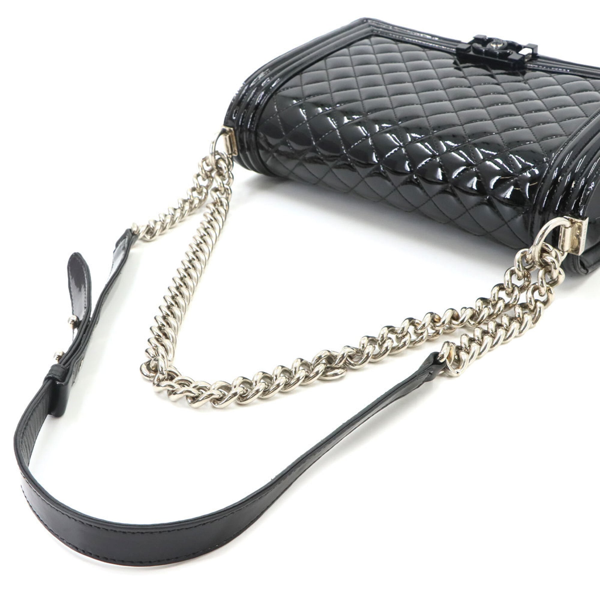 Chanel Black Patent Leather Handbag Shoulder Bag (Pre-Owned)