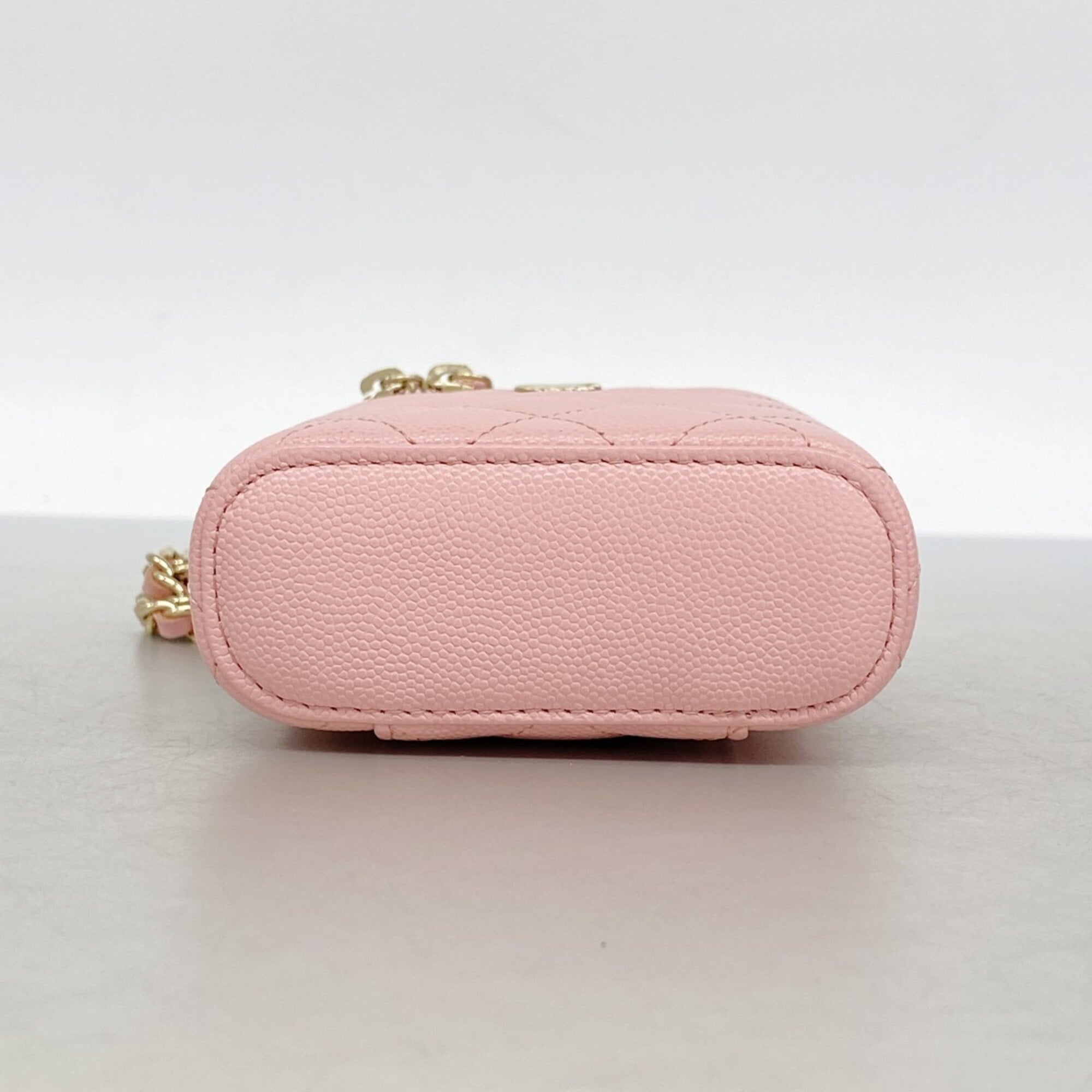 Chanel Pink Grained Calfskin Shoulder Bag (Pre-Owned)