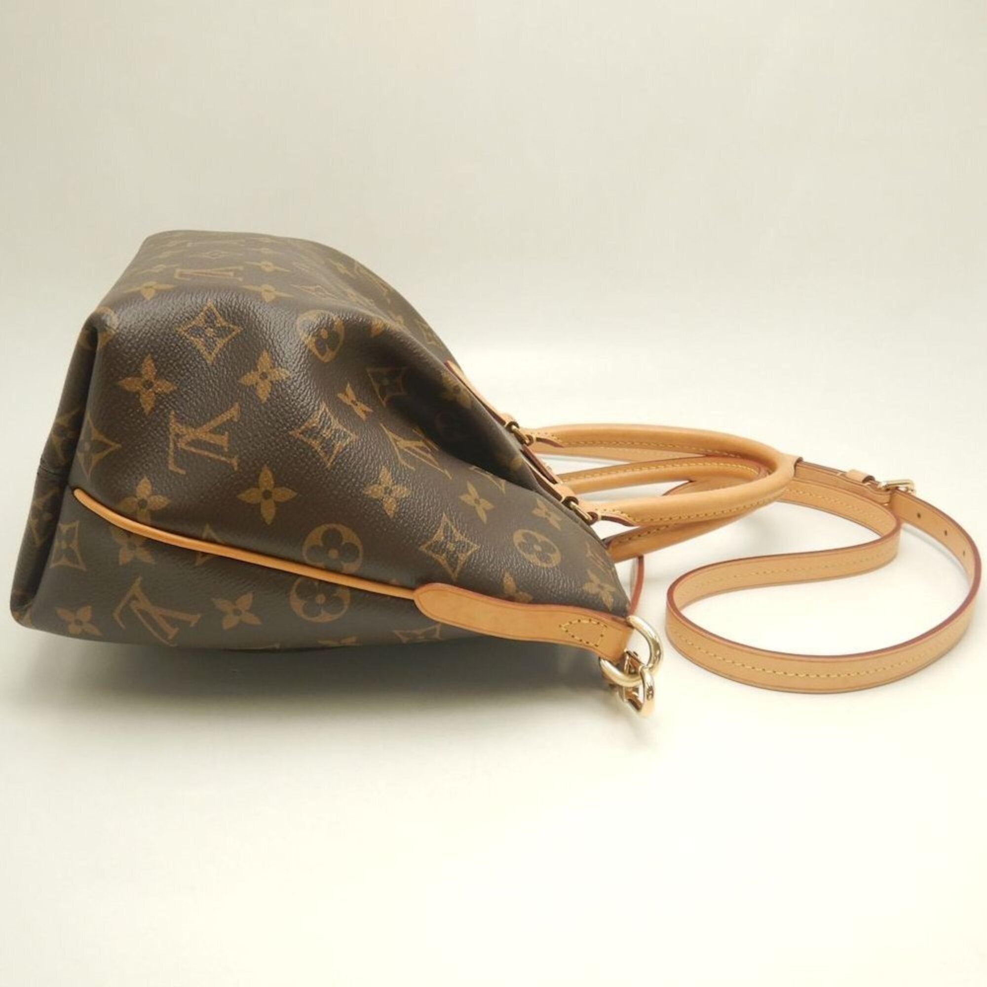 Louis Vuitton Brown Monogram Canvas Handbag (Pre-Owned)