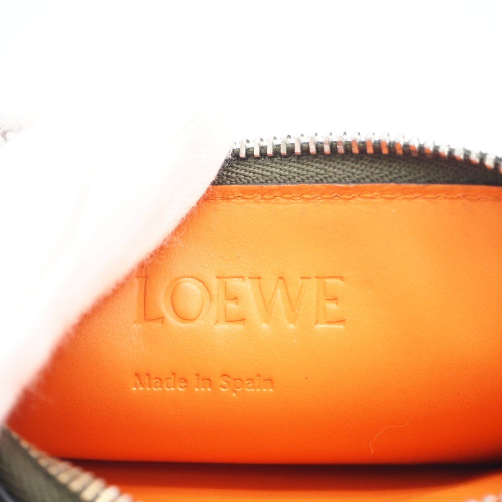 Loewe Khaki Orange Leather Coin Purse/Coin Case (Pre-Owned)