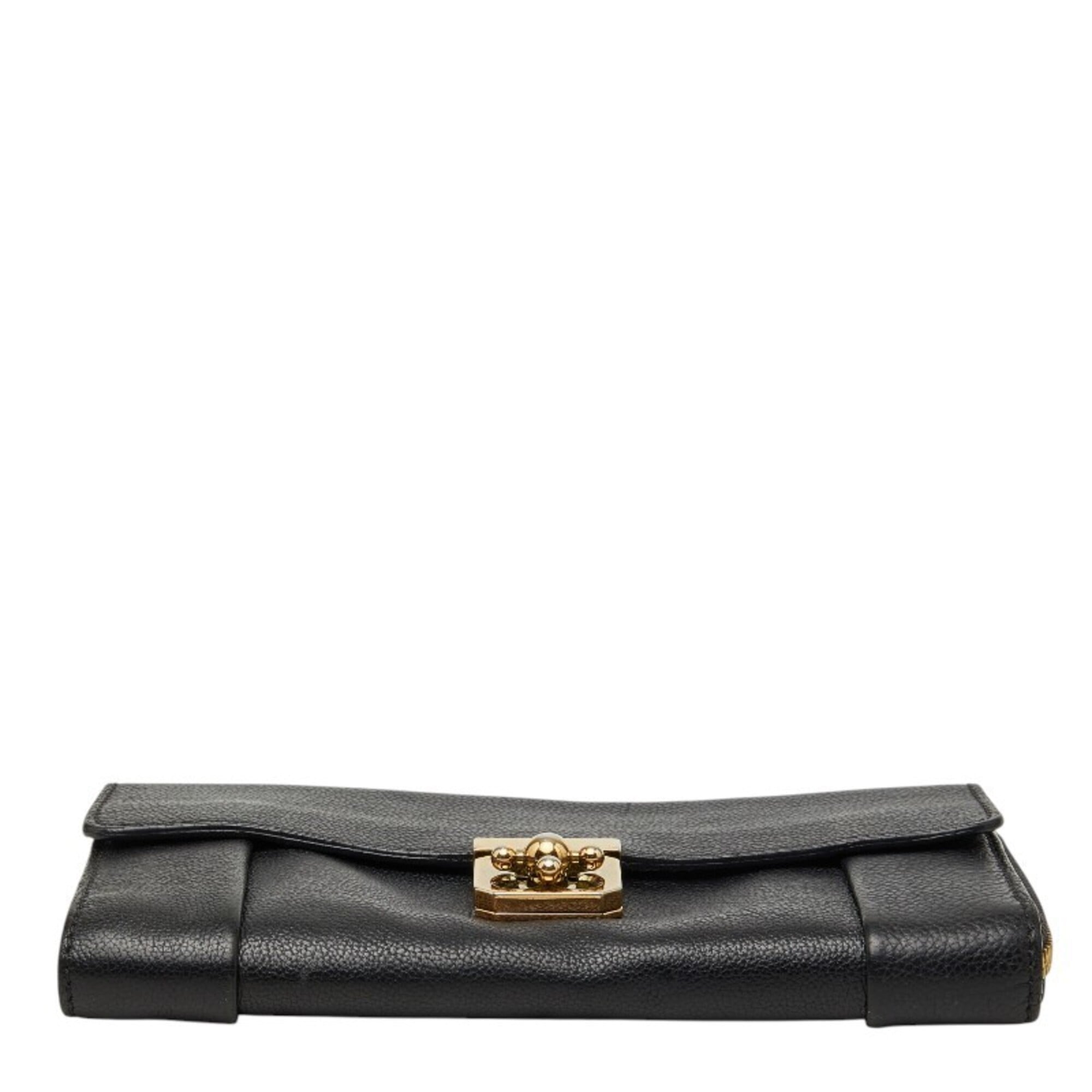 Chloé